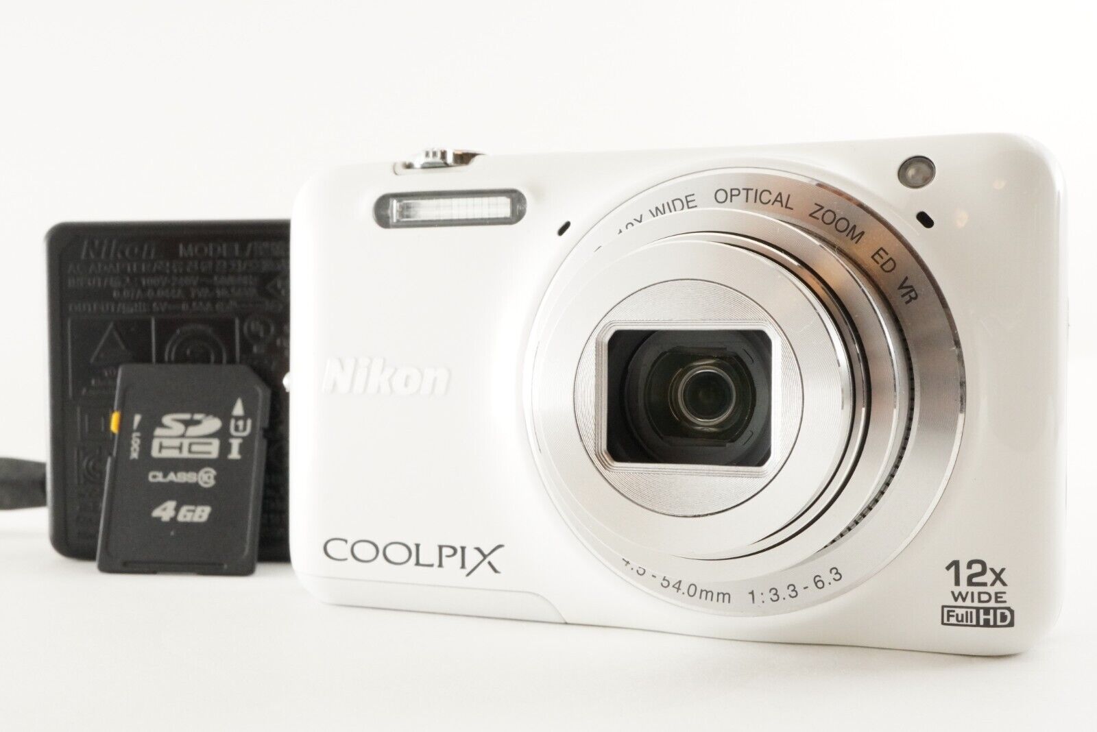 Nikon COOLPIX S6600 White & 4GB SDHC Card Digital Camera