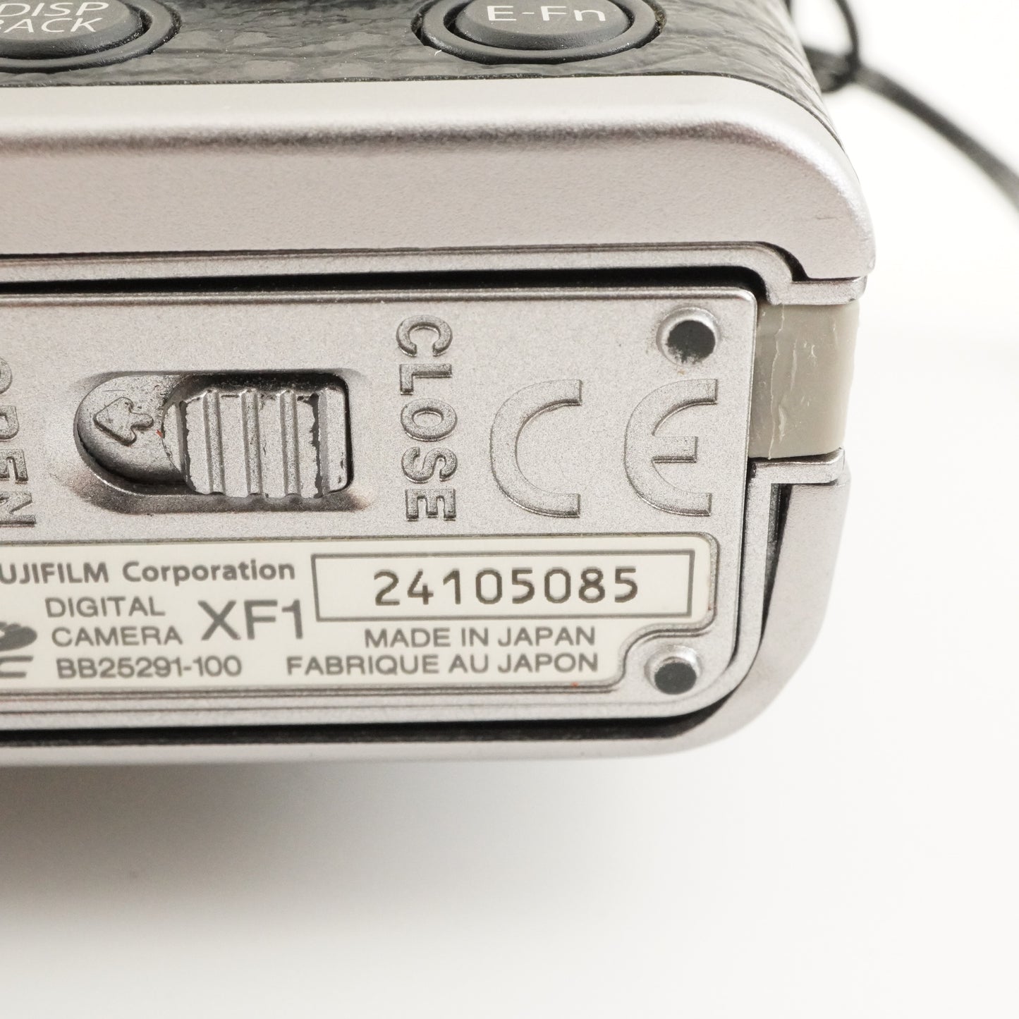 FUJIFILM XF1 Black With 4GB SDHC Card Digital Camera from Japan #7196