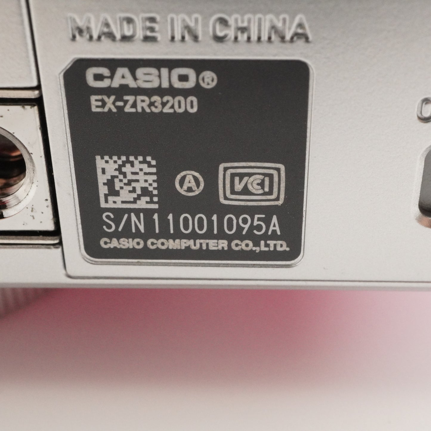 CASIO EXILIM EX-ZR3200 Pink With 4GB SDHC Card Digital Camera from Japan #7674