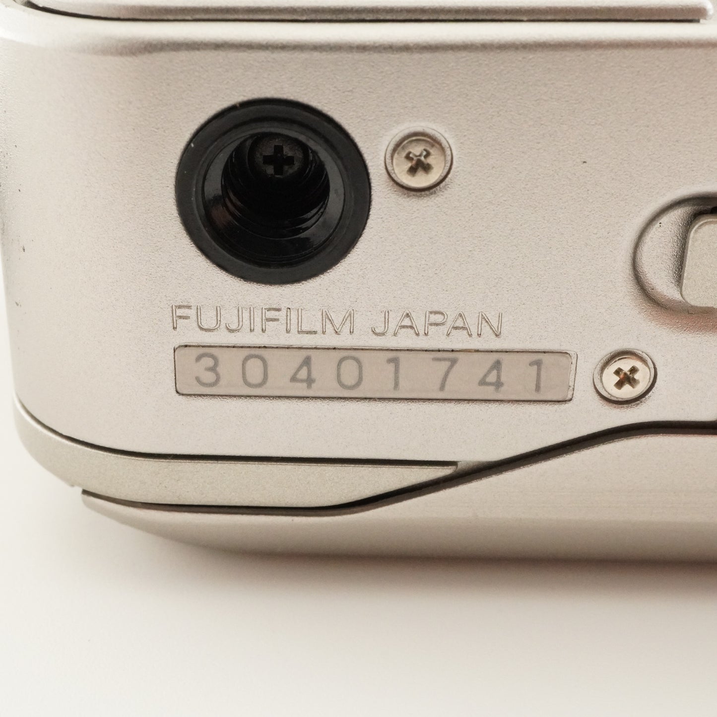 FUJIFILM CARDIA mini TIARA II Point & Shoot Film Camera from Japan #7775