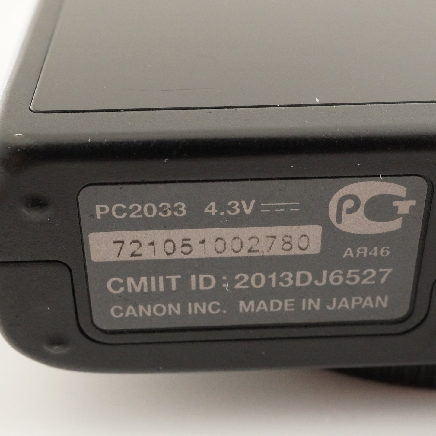 Canon PowerShot S200 Black With 4GB SDHC Card Digital Camera from Japan #7864