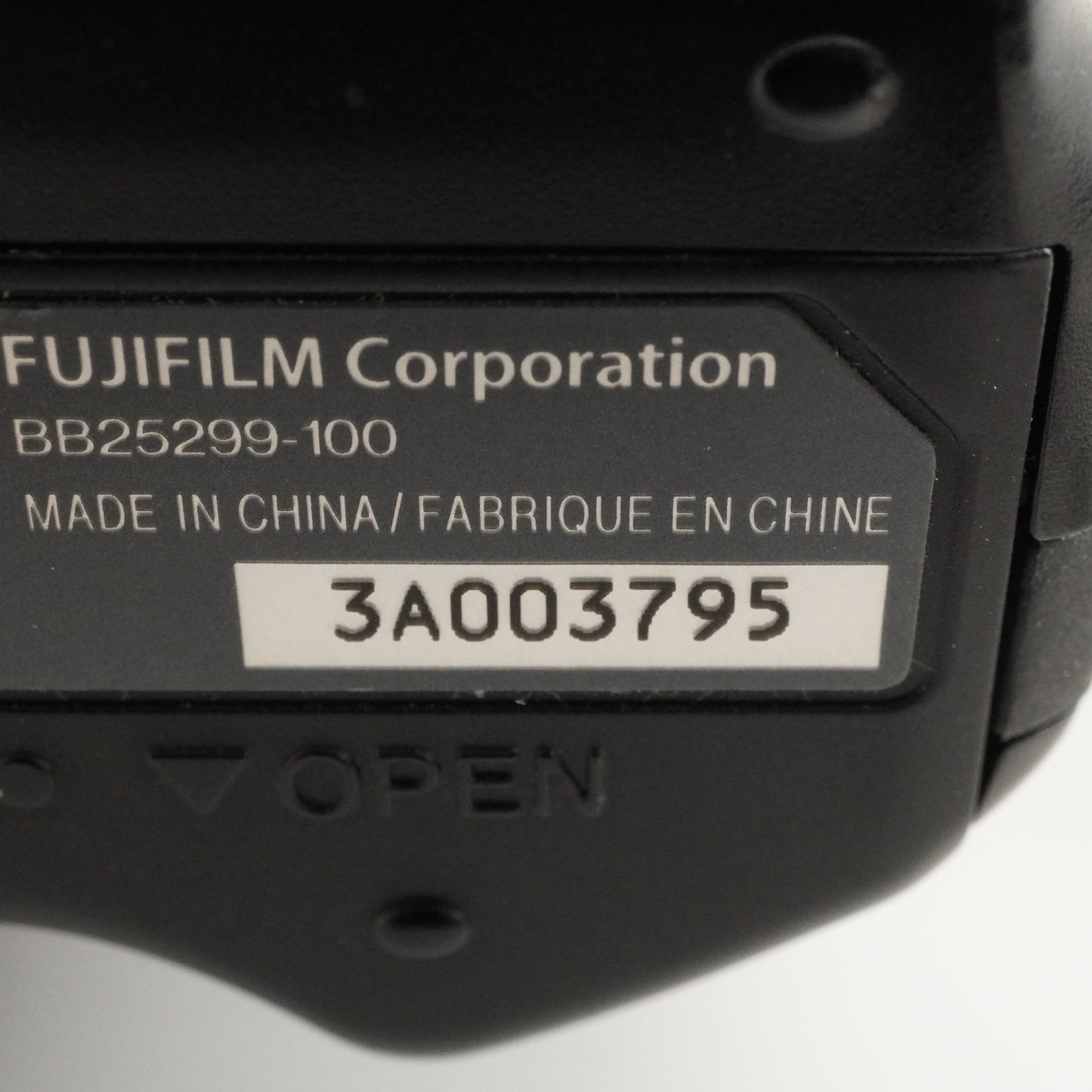 FUJIFILM FINEPIX F820EXR Black + 4GB SDHC Card Digital Camera from Japan #8206