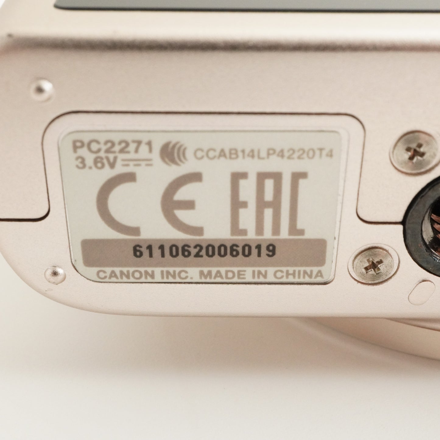 Canon PowerShot SX620 HS White + 4GB SDHC Card Digital Camera from Japan #9063