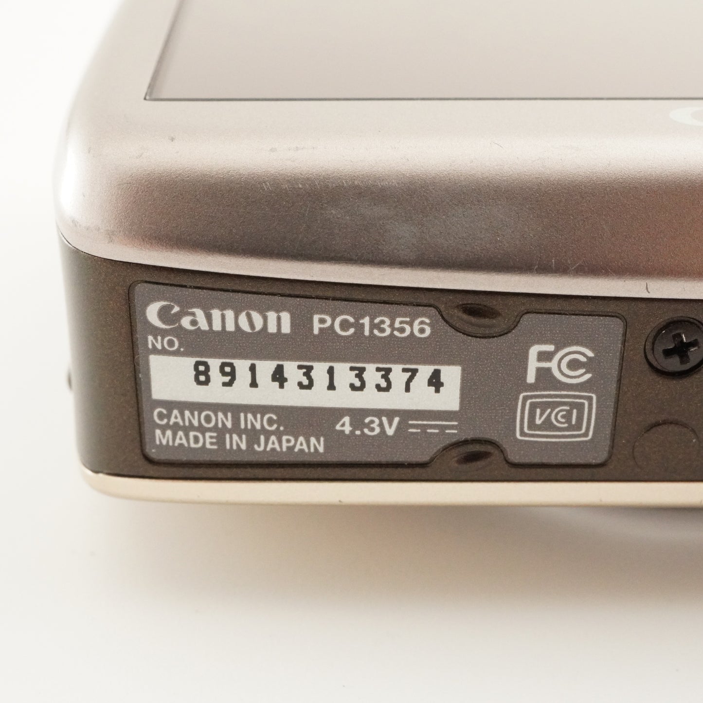 Canon IXY DIGITAL 510 IS Gold With 4GB SDHC Card Digital Camera from Japan #5565