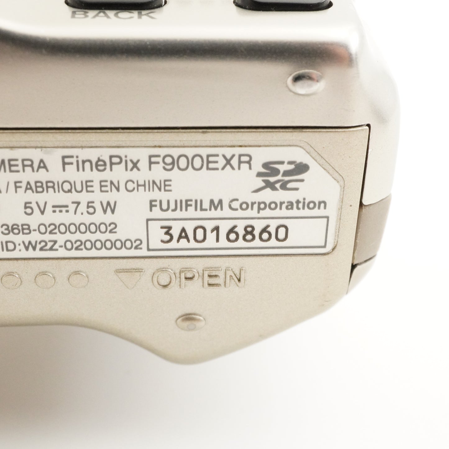 FUJIFILM FinePix F900 EXR Gold In Box With 4GB SDHC Card from Japan #5529