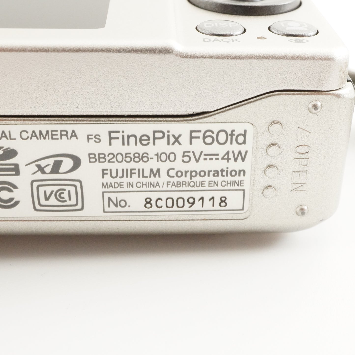 FUJIFILM FINEPIX F60fd Silver In Box With 4GB SDHC Card from Japan #4544