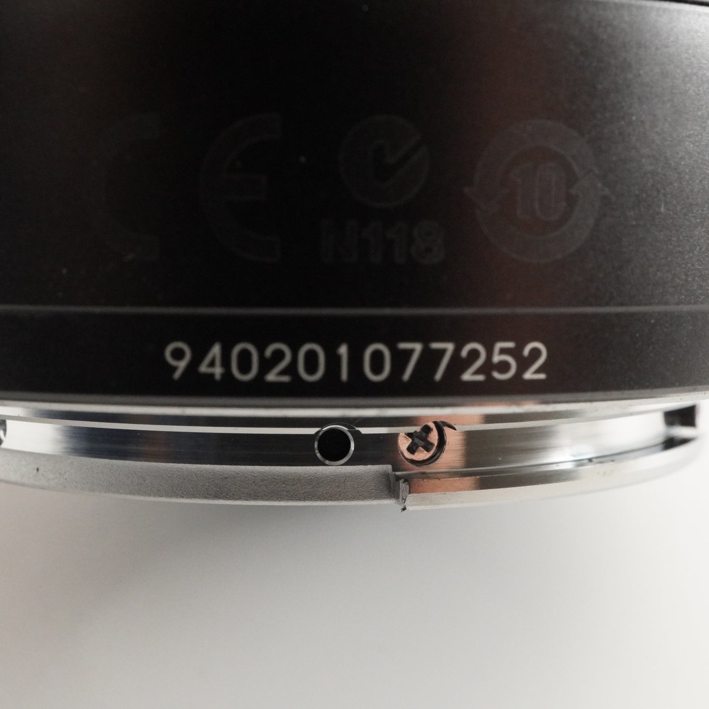 Canon EOS M White + EF-M 18-55 + Mount Adapter EF-EOS M +4GB SD from Japan #4602