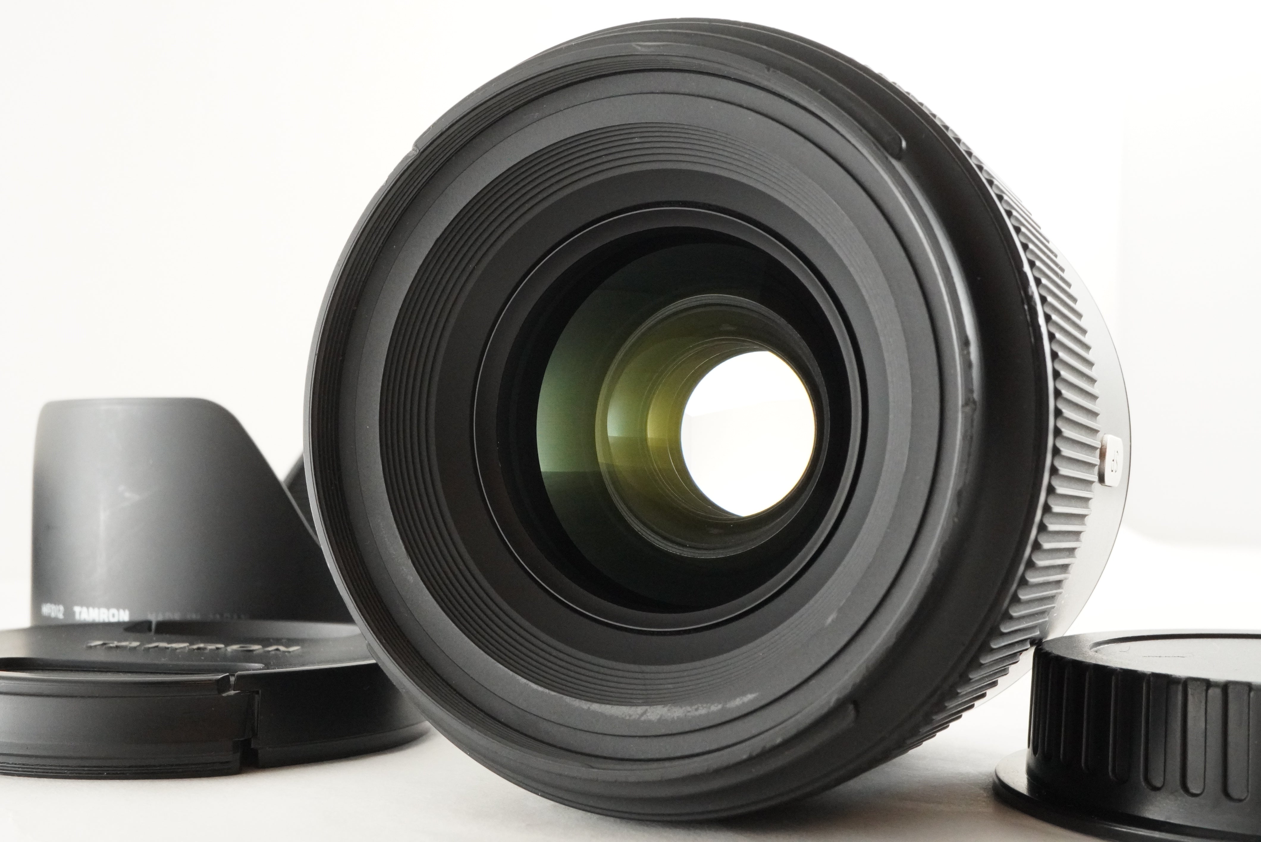 や*し様 TAMRON 35mm F1.8 Di VC F012 Canon キ F012E | Tamron SP 35mm F/1.8 Di VC USD w/HF012 hood for