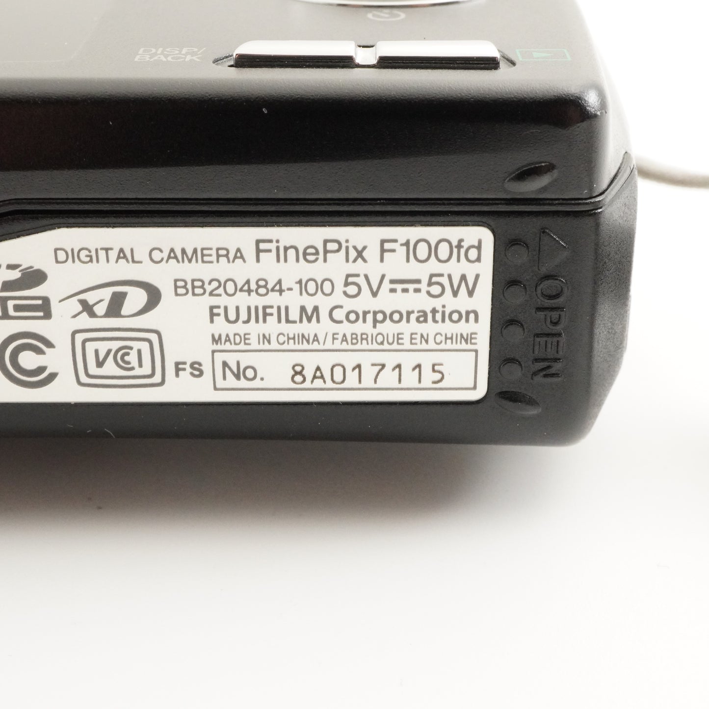 FUJIFILM FinePix F100fd Black With 4GB SDHC Card Digital Camera from Japan #5447