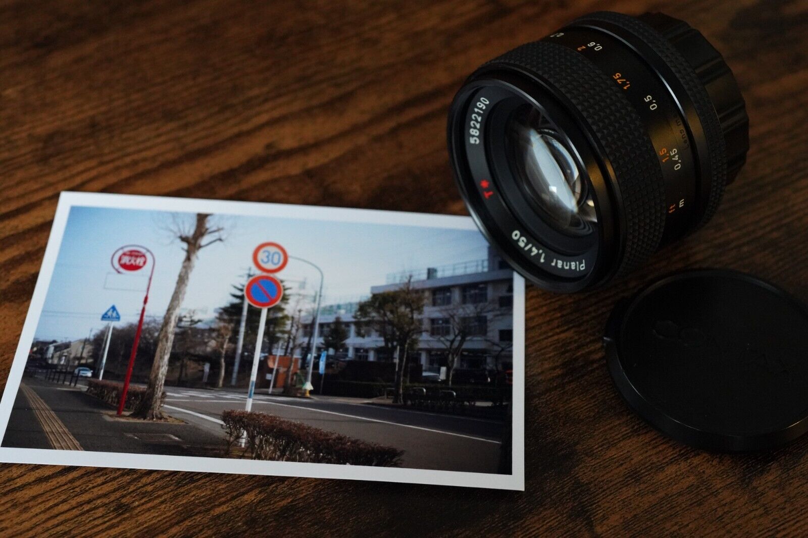 CARL ZEISS Planar 50mm F1.4 AEJ MF Prime Lens Photo tested from 