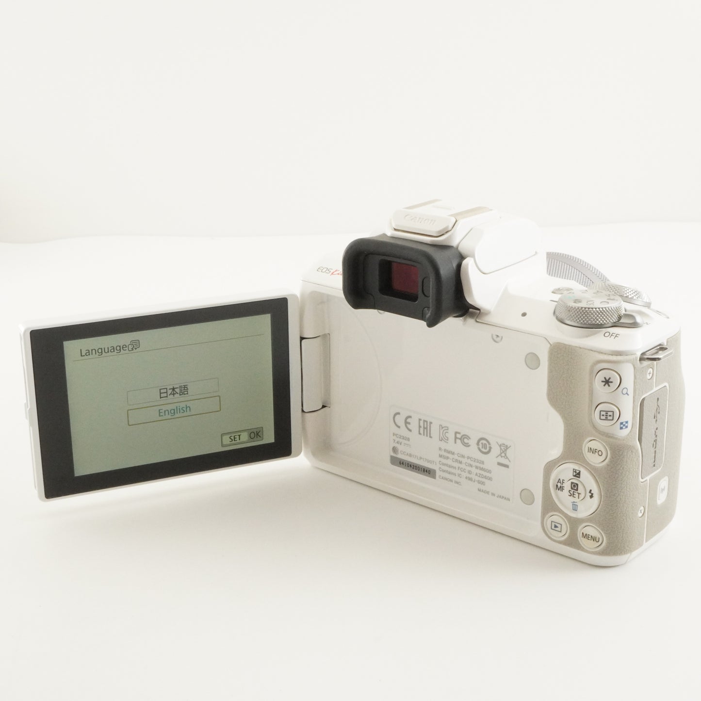 Canon EOS kiss M / M50 White + EF-M 15-45mm  + 16GB SDCard from Japan #10064