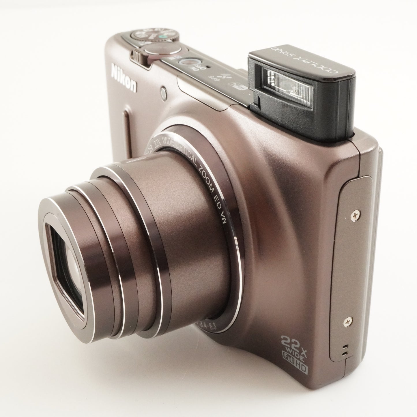 Nikon COOLPIX S9500 Brown With 4GB SDHC Card Digital Camera from Japan #10084