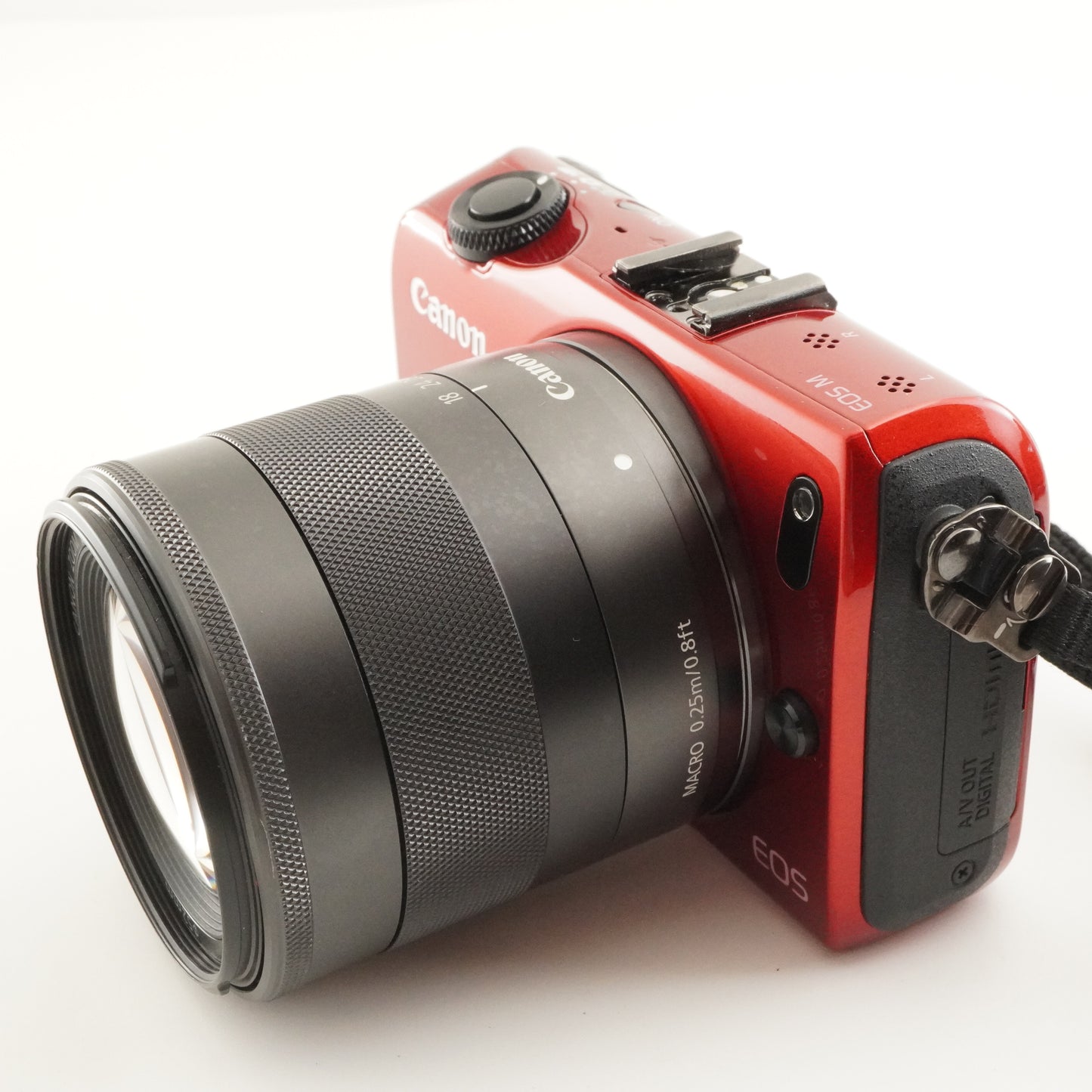 Canon EOS M Red + EF-M 18-55mm F3.5-5.6 IS STM Digital Camera from Japan #10131