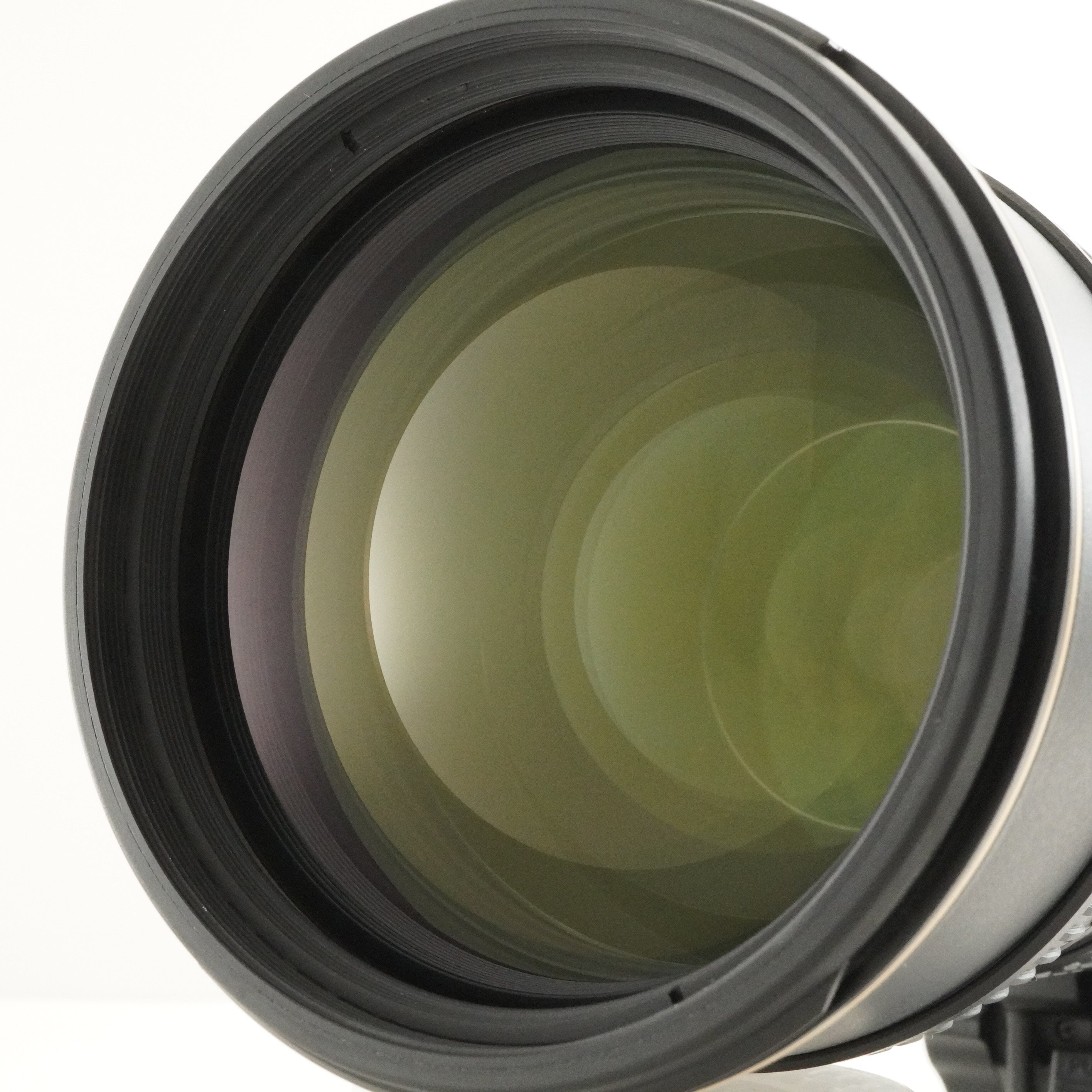 MINT In Box Nikon AF-S NIKKOR 70-200mm F2.8G ED VR AF Lens from