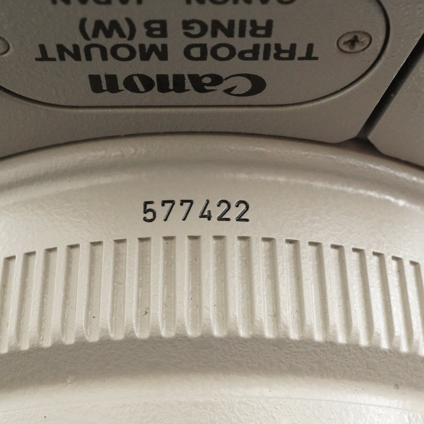 MINT In Box Canon EF 70-200mm F2.8 L IS USM AF ZOOM Lens from Japan #10216