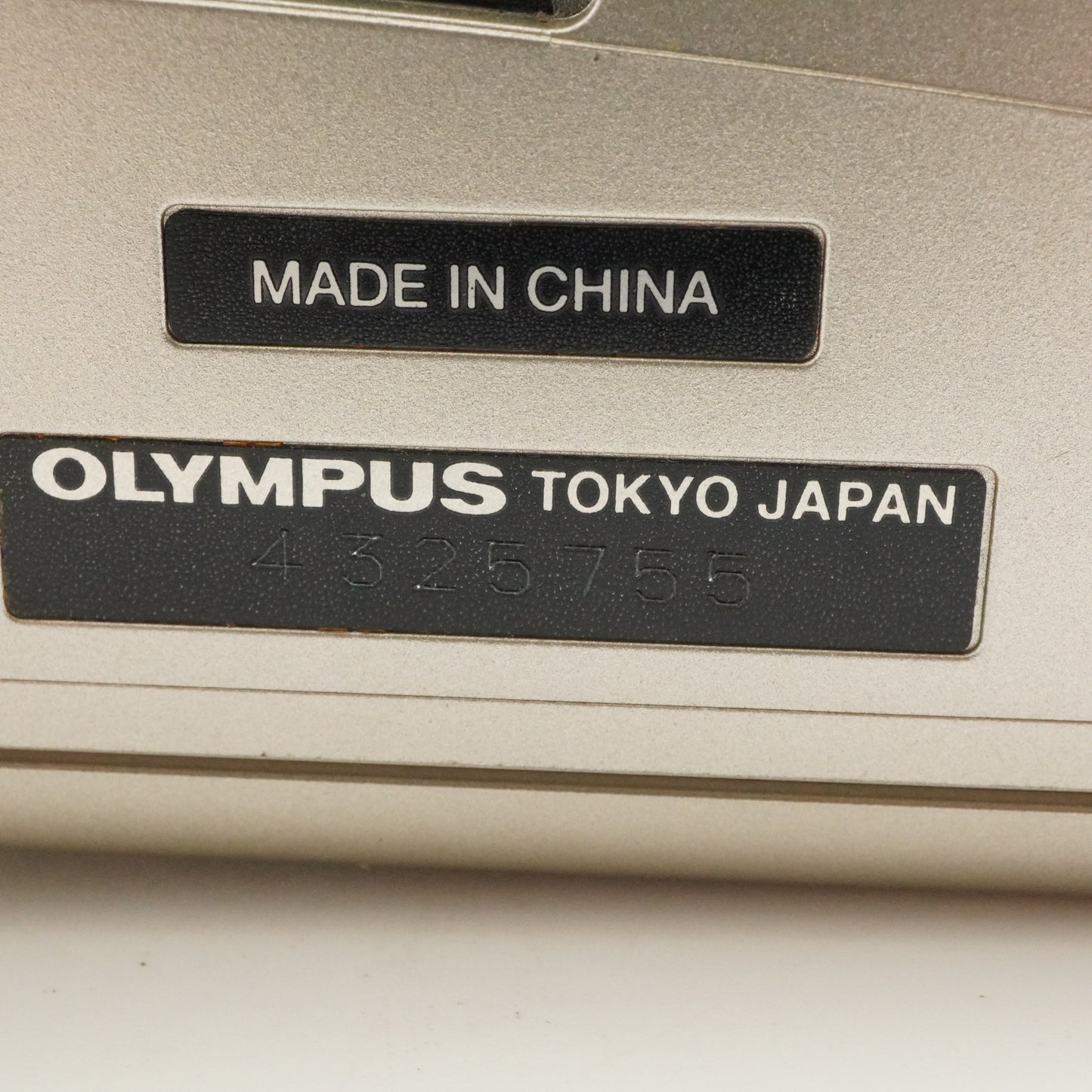 OLYMPUS mju III 120 [mju:] + RC-200 Point & Shoot Film Camera from Japan #10247
