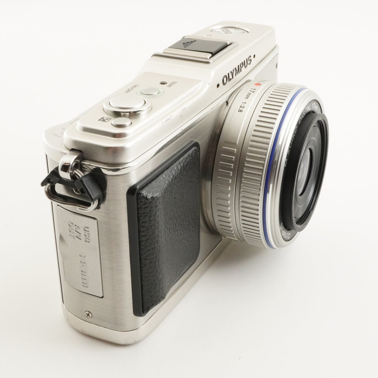 [5,271 Shots] OLYMPUS PEN E-P1 Silver +17mm F2.8 + 4GB SDHC from Japan #10251