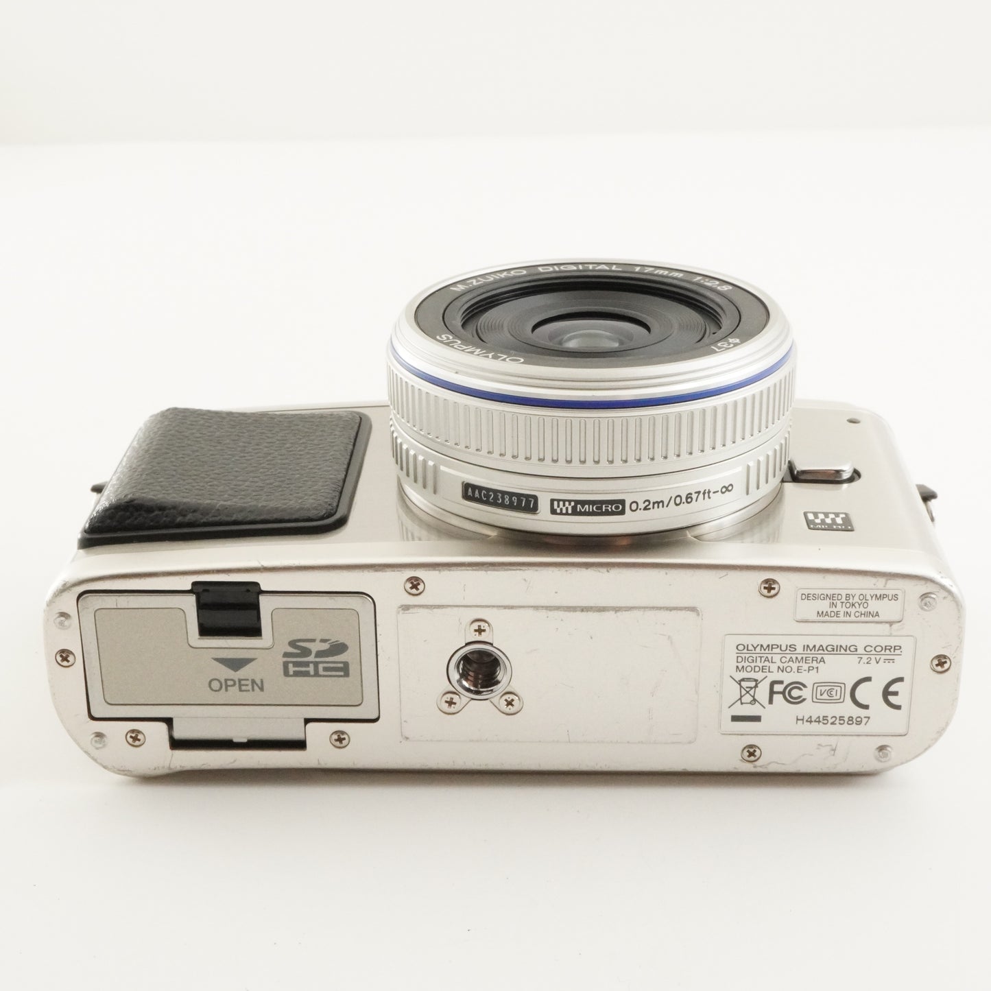 [5,271 Shots] OLYMPUS PEN E-P1 Silver +17mm F2.8 + 4GB SDHC from Japan #10251