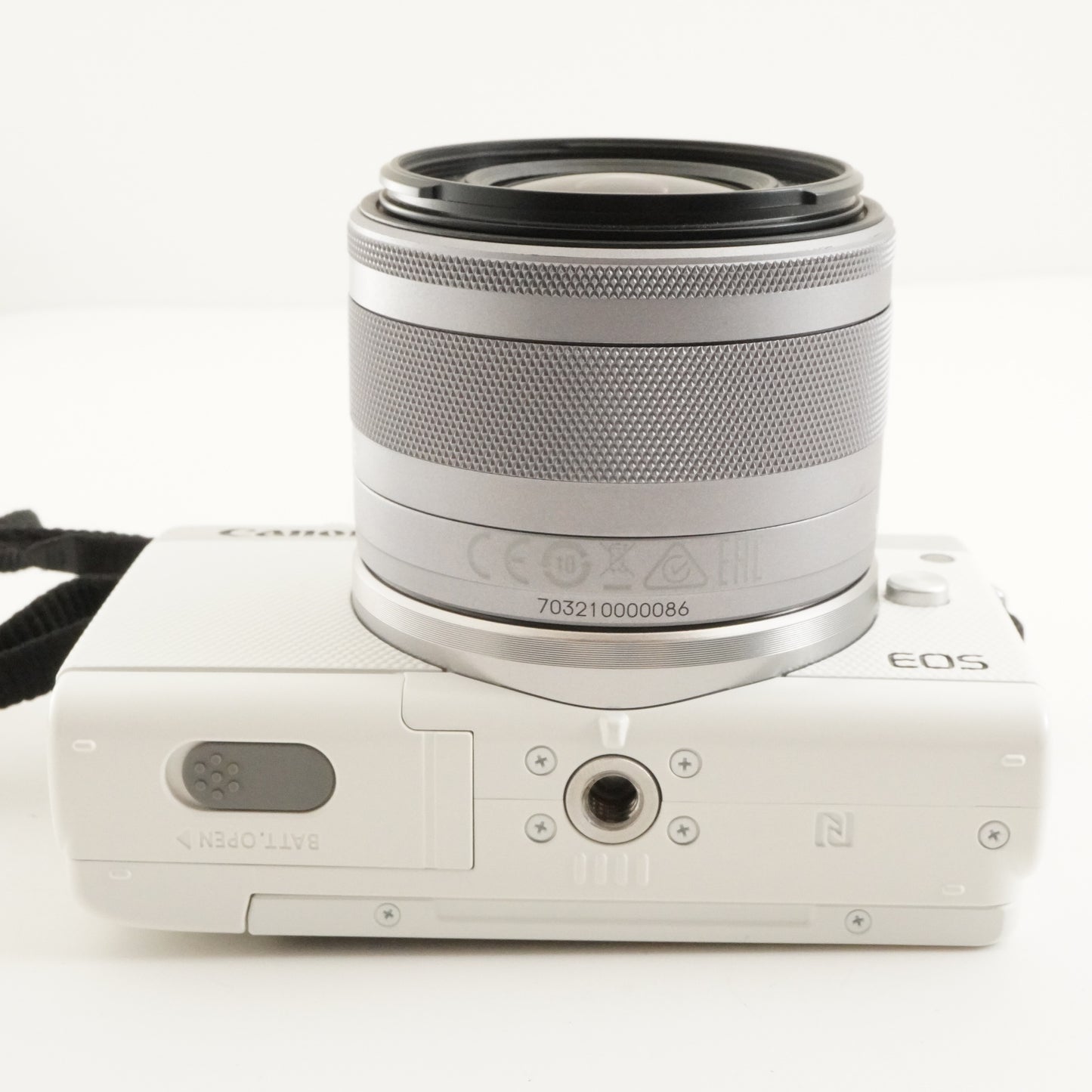 Canon EOS M100 White + EF-M 15-45 + 55-200 In Box + 4GB SDCard from Japan #10438