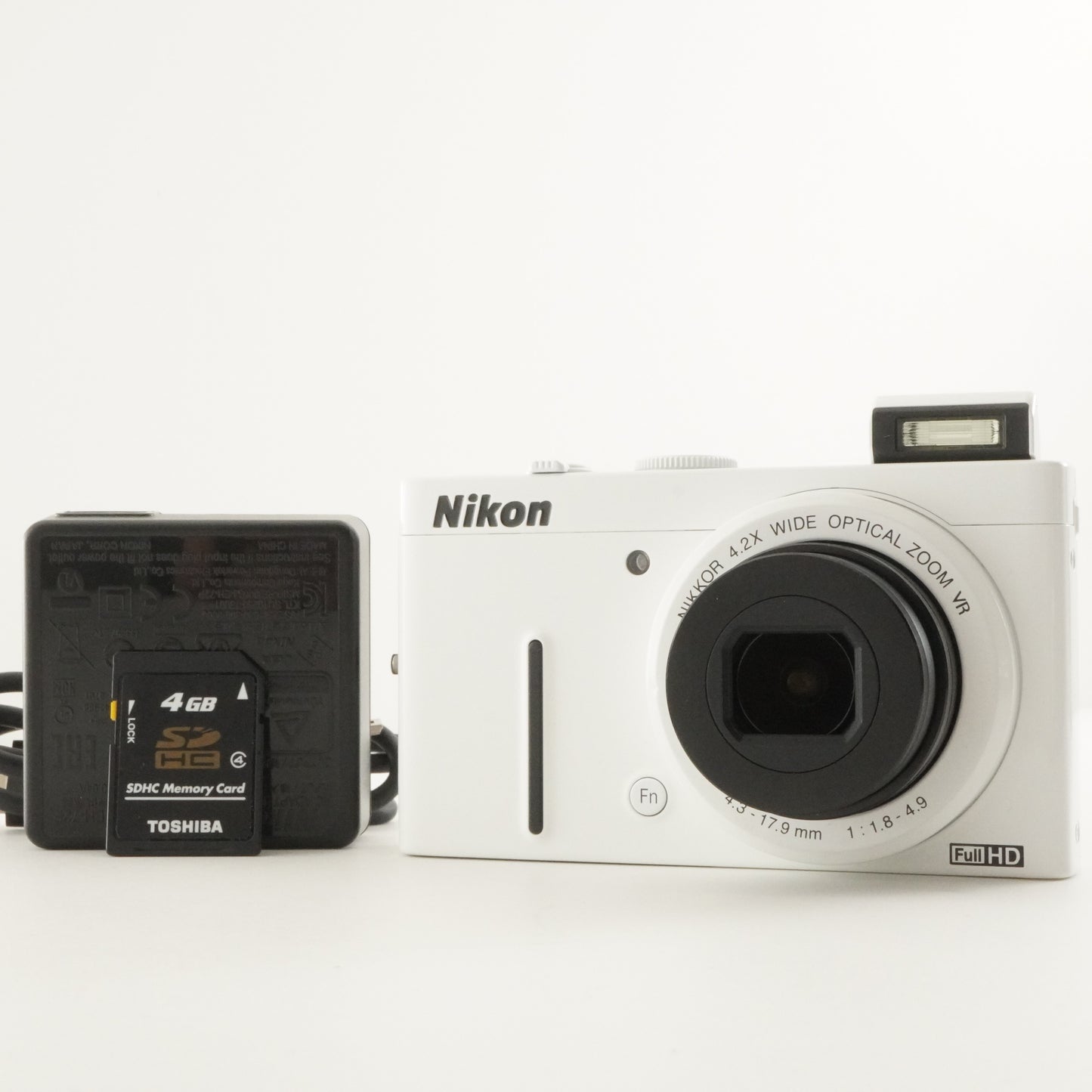 Nikon COOLPIX P310 White + 4GB SDHC Card Digital Camera from Japan #10454