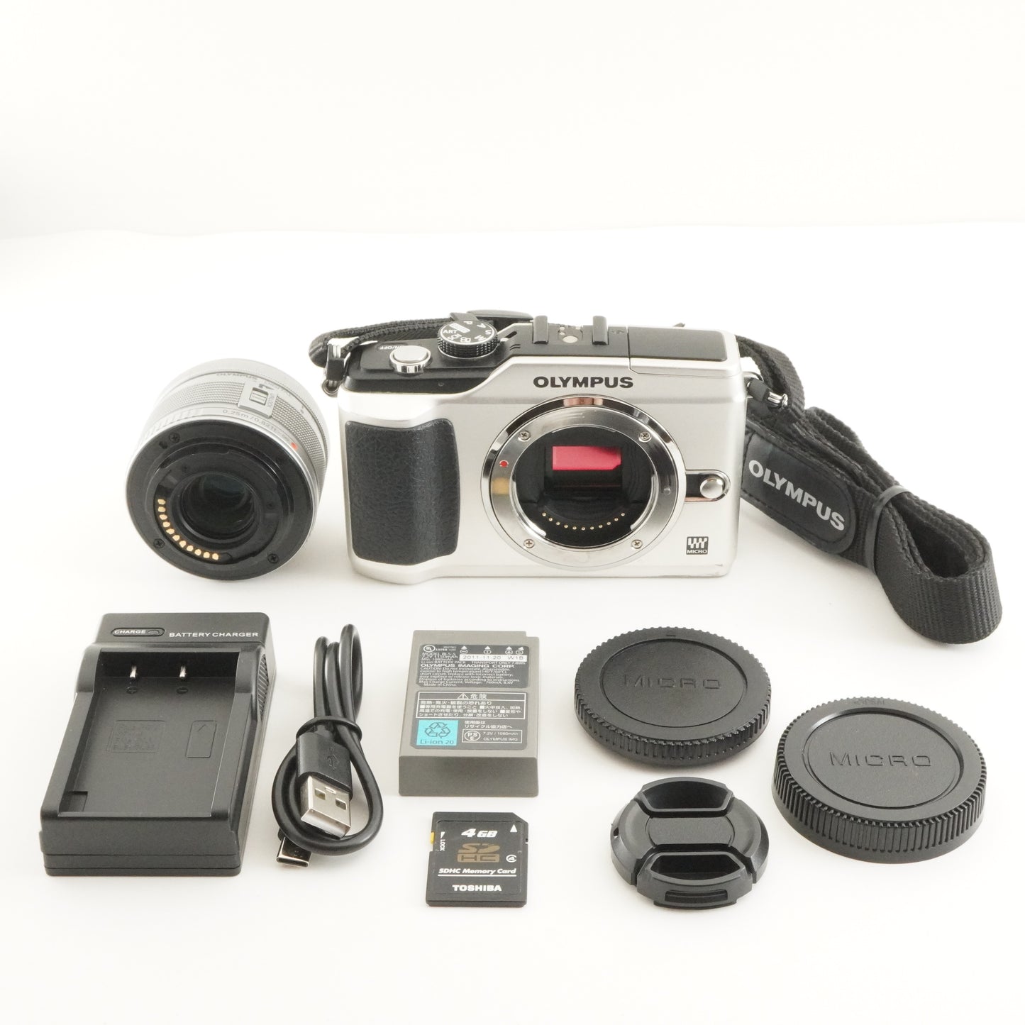 [6,722 Shots] OLYMPUS PEN E-PL2 Silver +14-42mm +4GB SDHC Card from Japan #10478