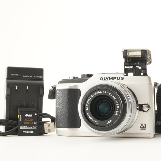 [6,722 Shots] OLYMPUS PEN E-PL2 Silver +14-42mm +4GB SDHC Card from Japan #10478