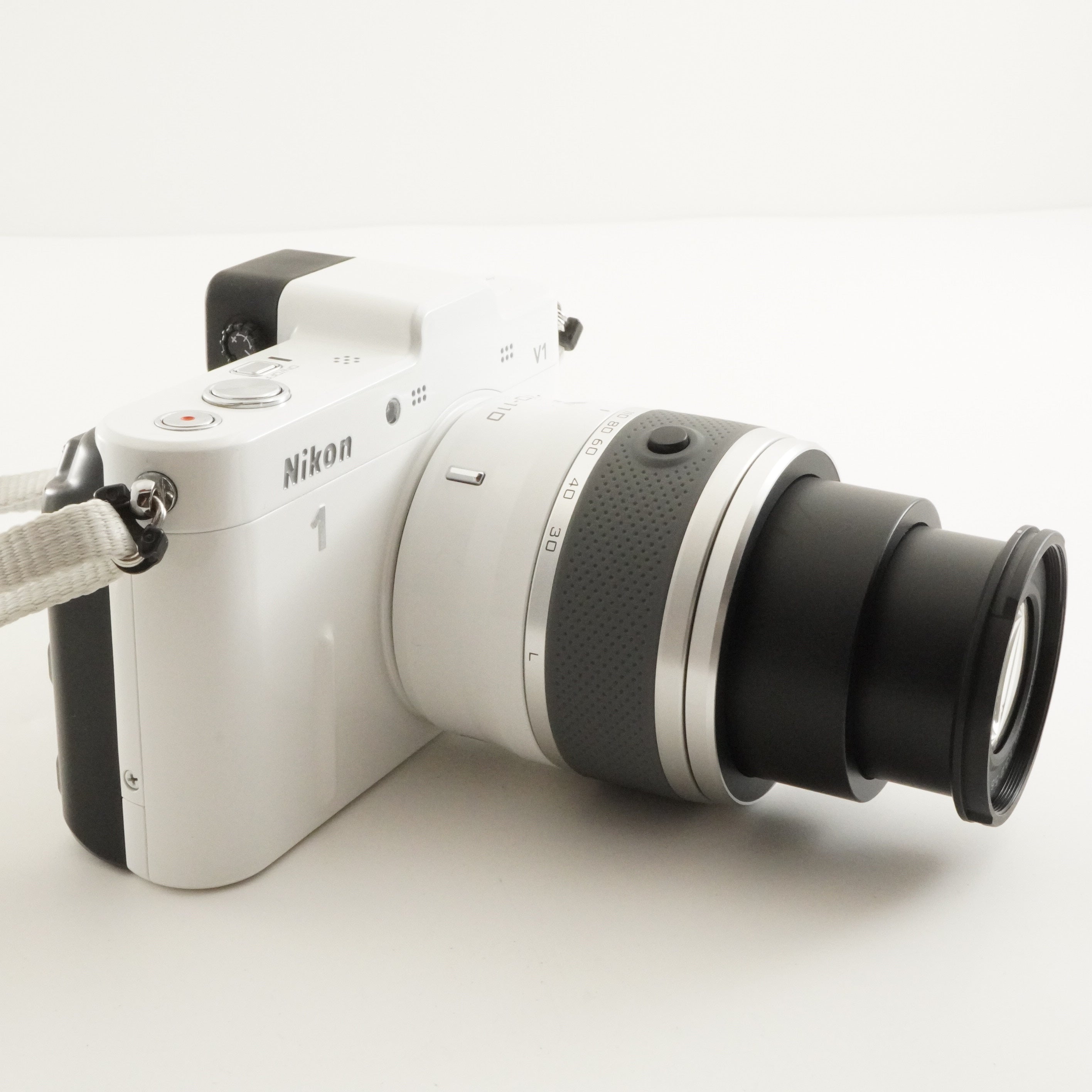 2,937 Shots] Nikon 1 V1 White + 30-110mm + SB-N5 + 4GB SDCard from