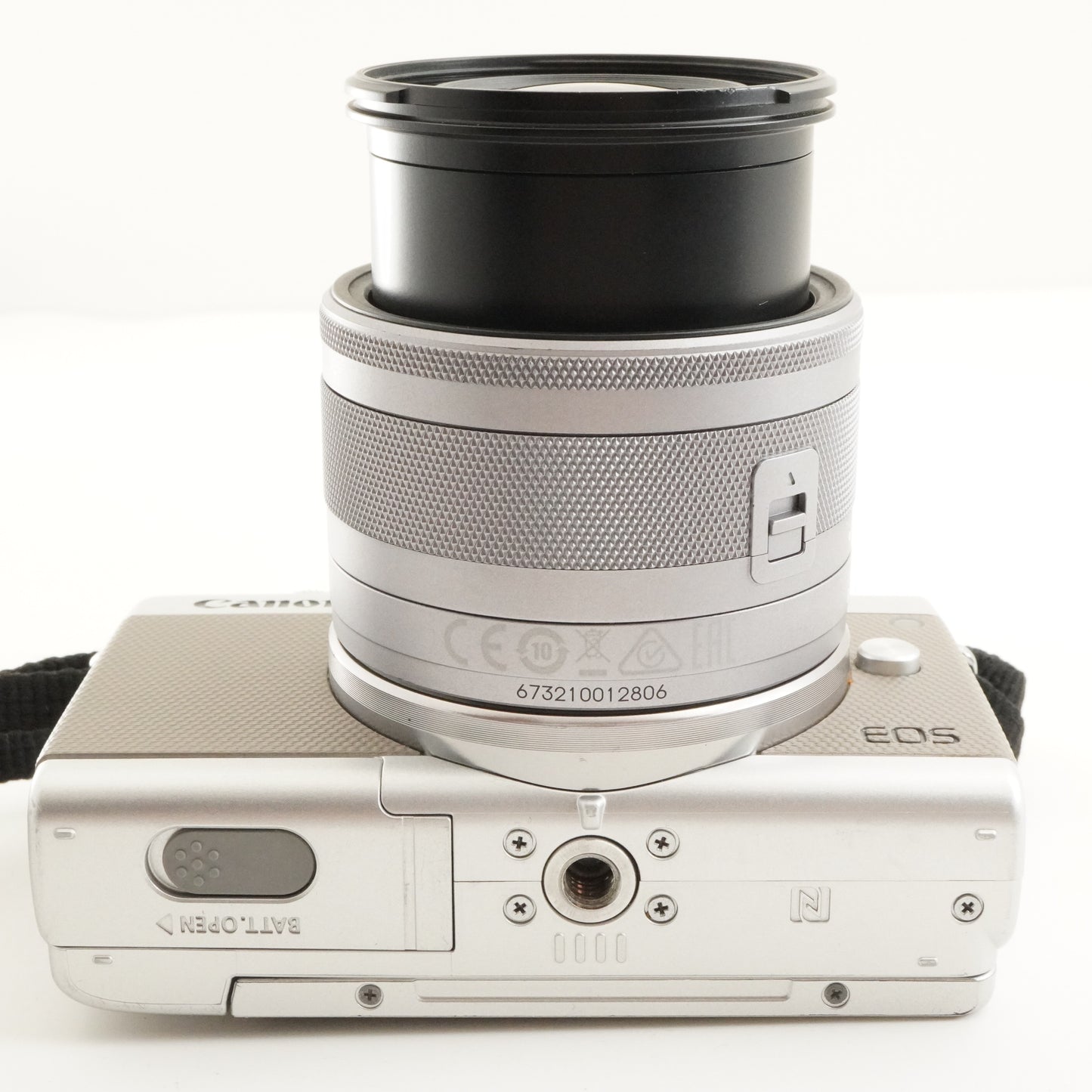 Canon EOS M100 Silver + EF-M 15-45mm IS STM + 4GB SDHC Card from Japan #10722