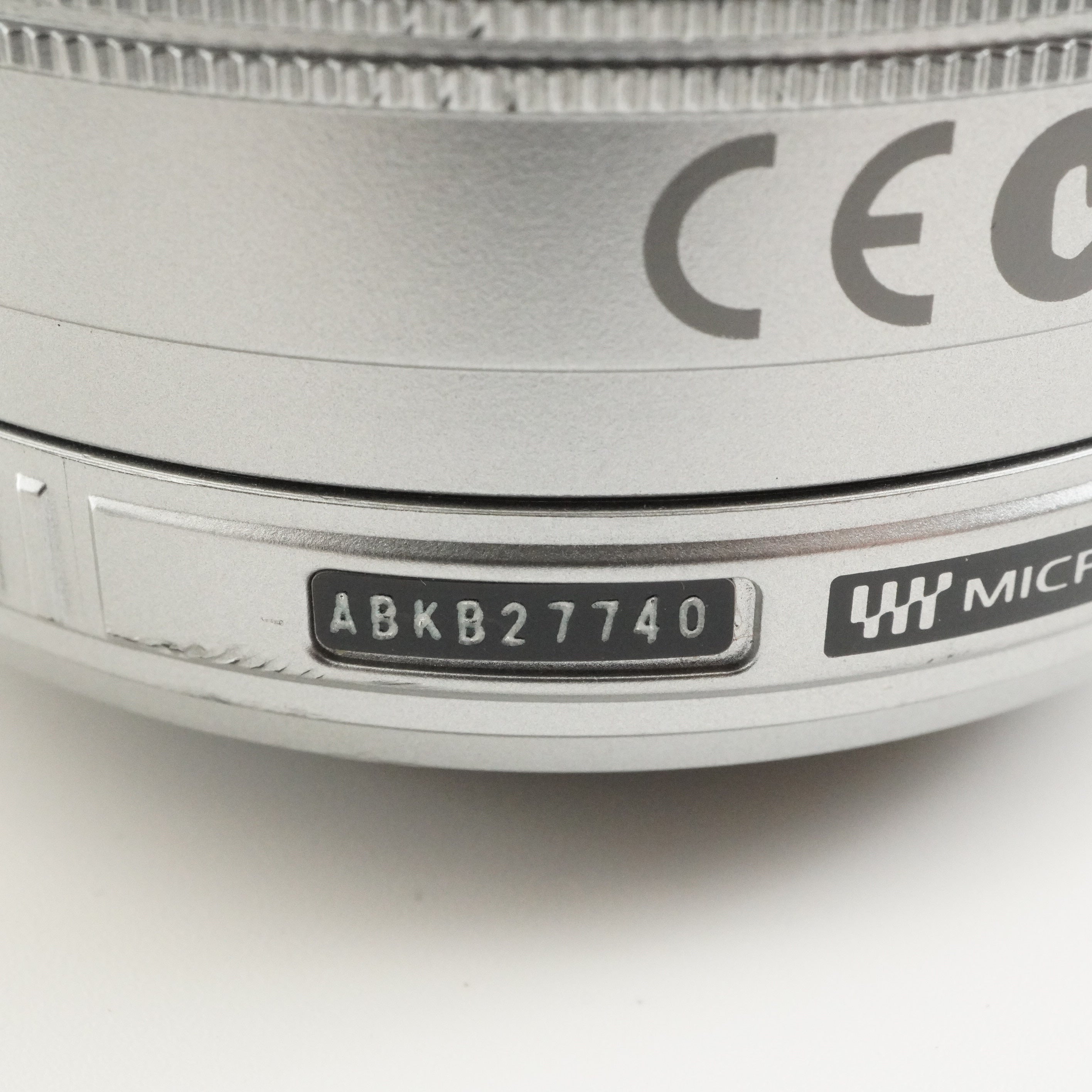 1,709 Shots] OLYMPUS PEN E-PL6 White +14-42 EZ +40-150 In Box from