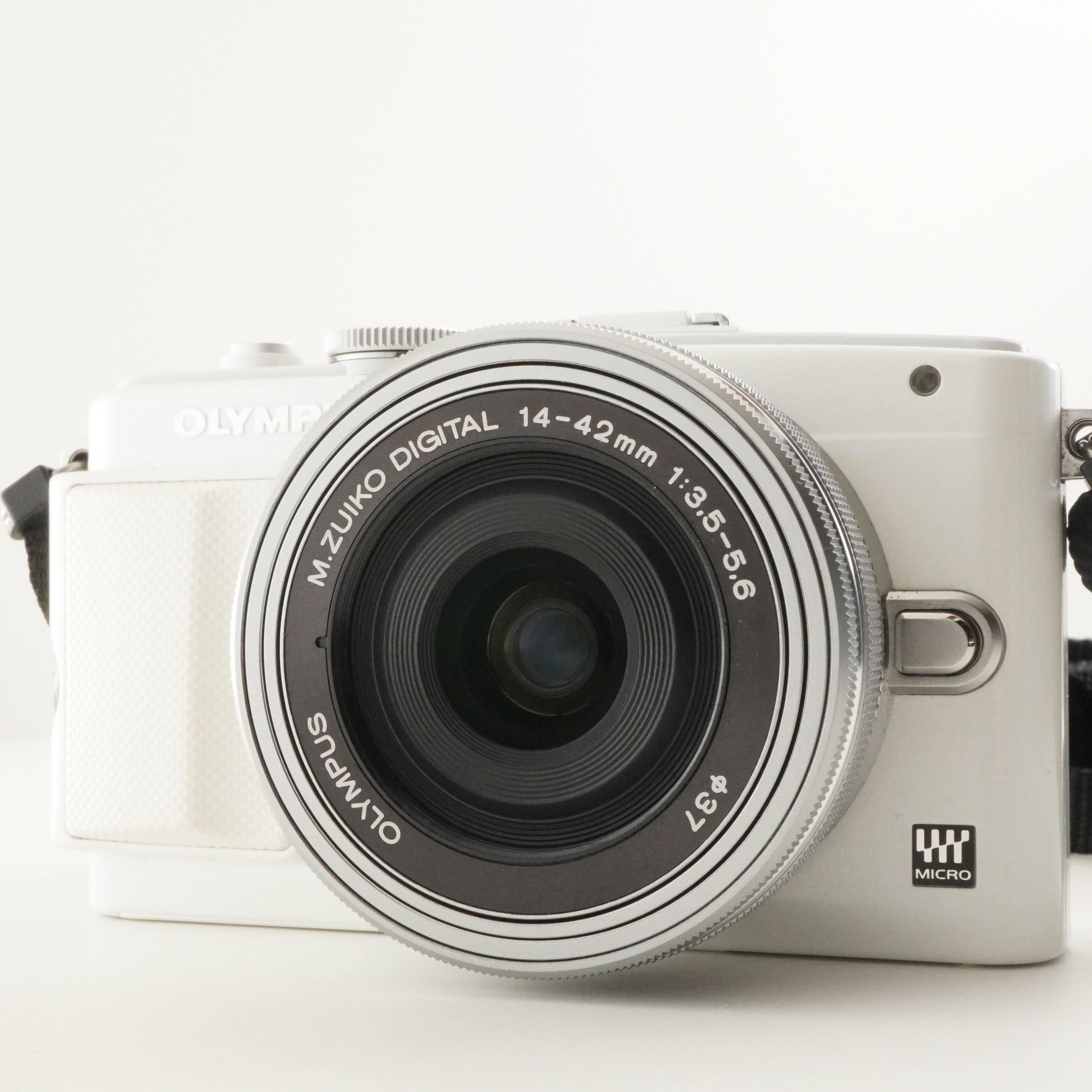 1,709 Shots] OLYMPUS PEN E-PL6 White +14-42 EZ +40-150 In Box from