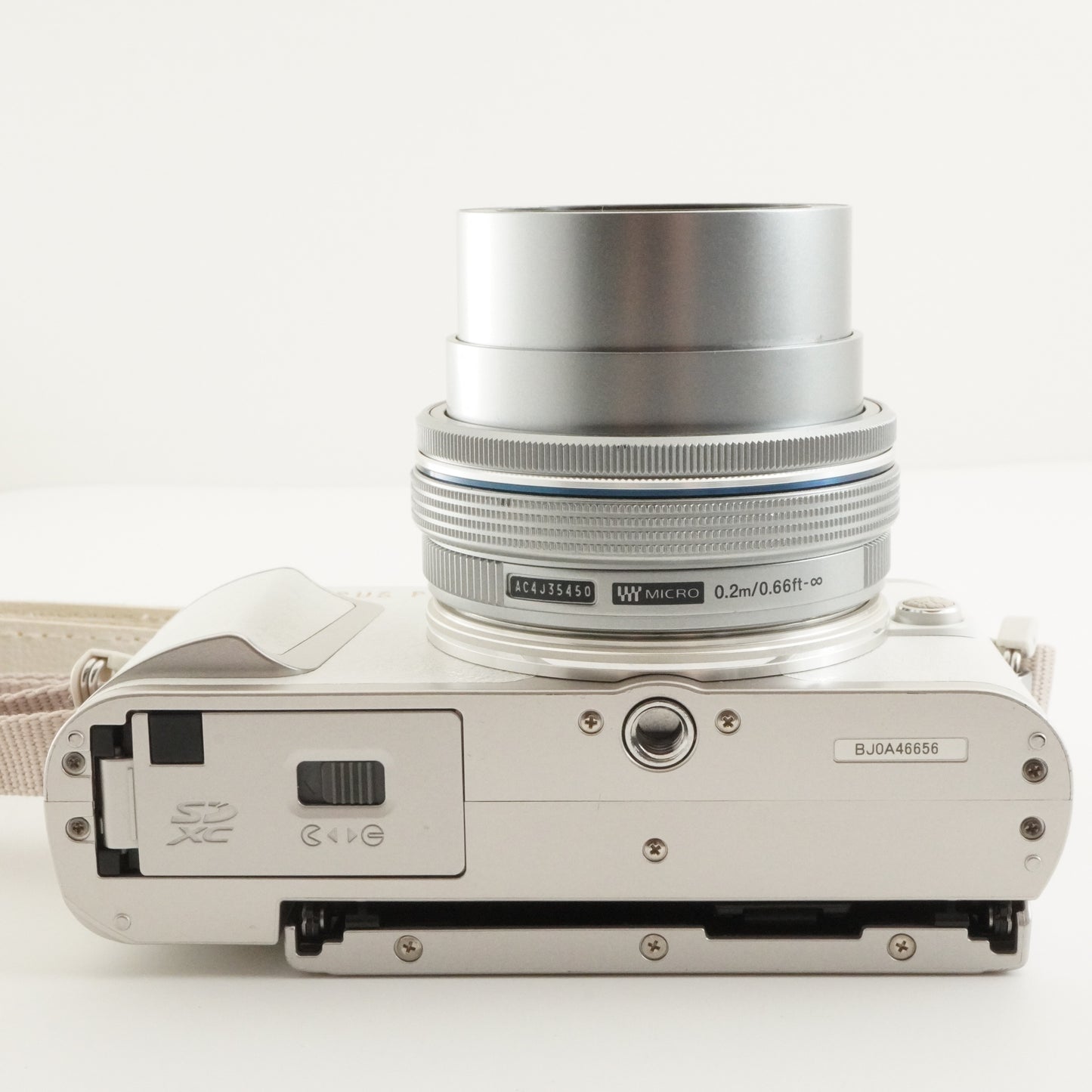 [9,161 Shots] OLYMPUS E-PL9 White +14-42 +40-150 In Box +8GBSD from Japan #10809