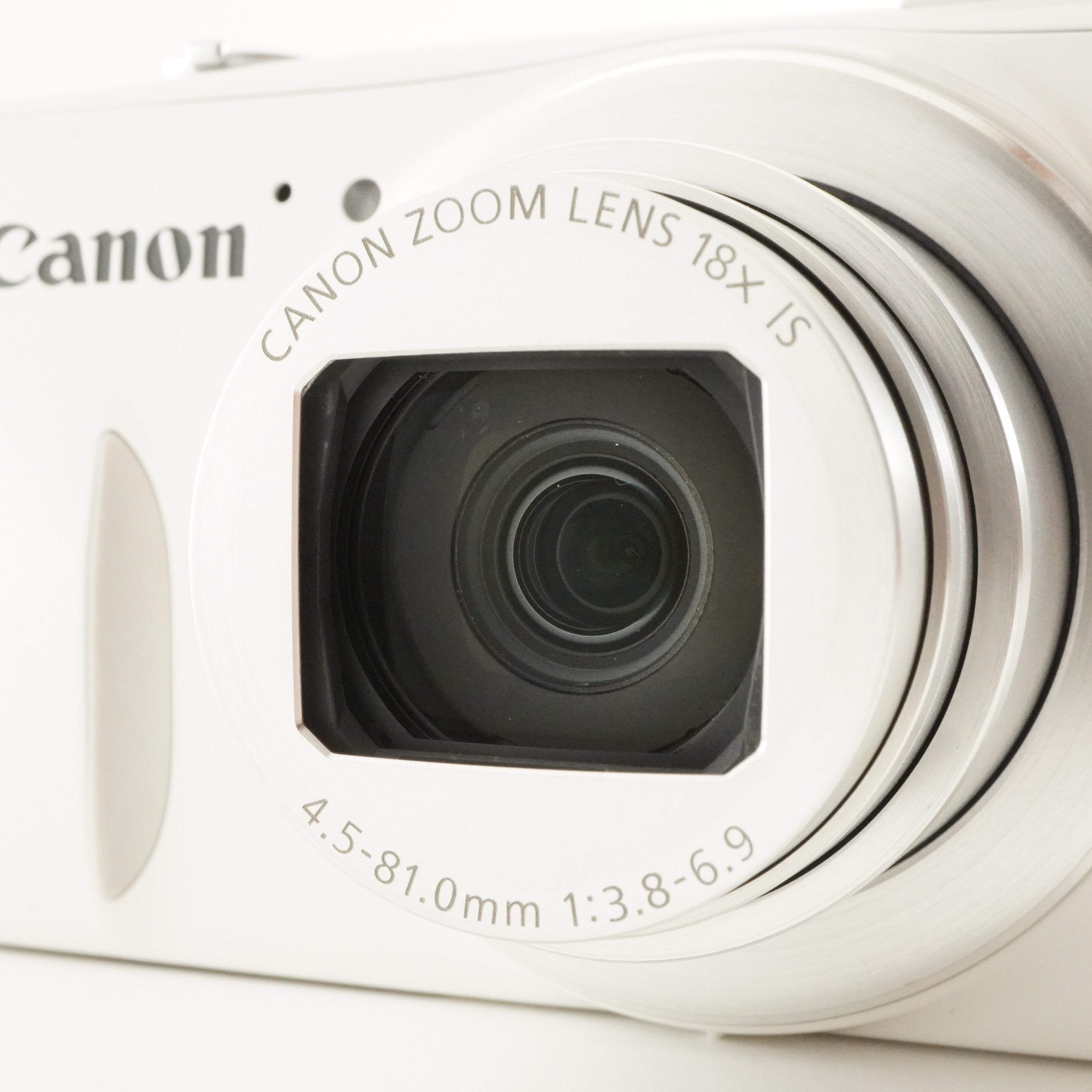 Canon PowerShot SX600 HS White + 4GB SDHC Card Digital Camera from