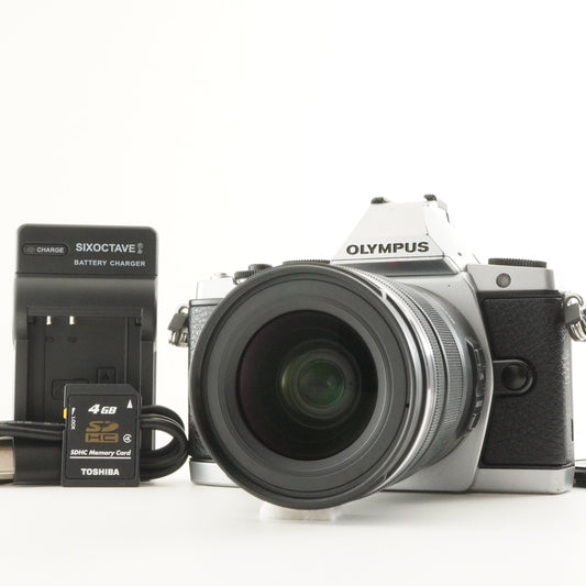 [7,861 Shots] OLYMPUS OM-D E-M5 Silver +12-50mm +4GB SDHC Card from Japan #10902