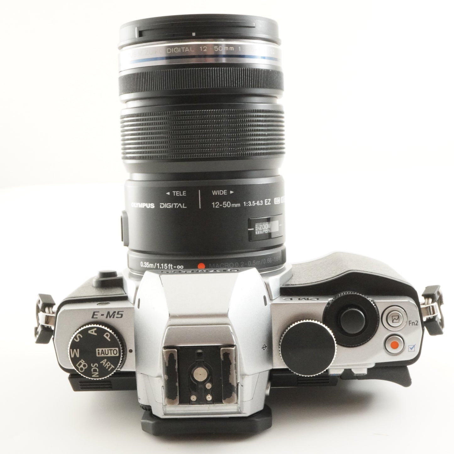 [7,861 Shots] OLYMPUS OM-D E-M5 Silver +12-50mm +4GB SDHC Card from Japan #10902