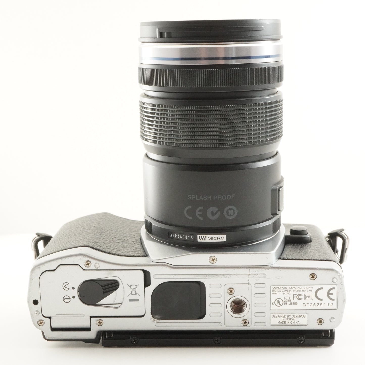 [7,861 Shots] OLYMPUS OM-D E-M5 Silver +12-50mm +4GB SDHC Card from Japan #10902