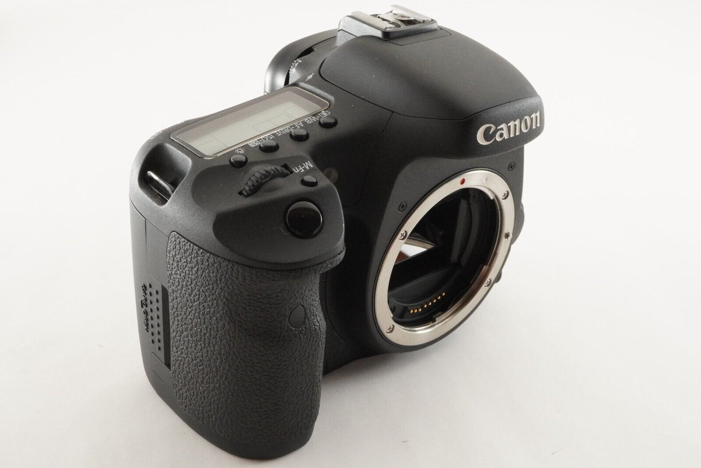 [S/C 3,800] CANON EOS 7D DSLR Camera from Japan #8947