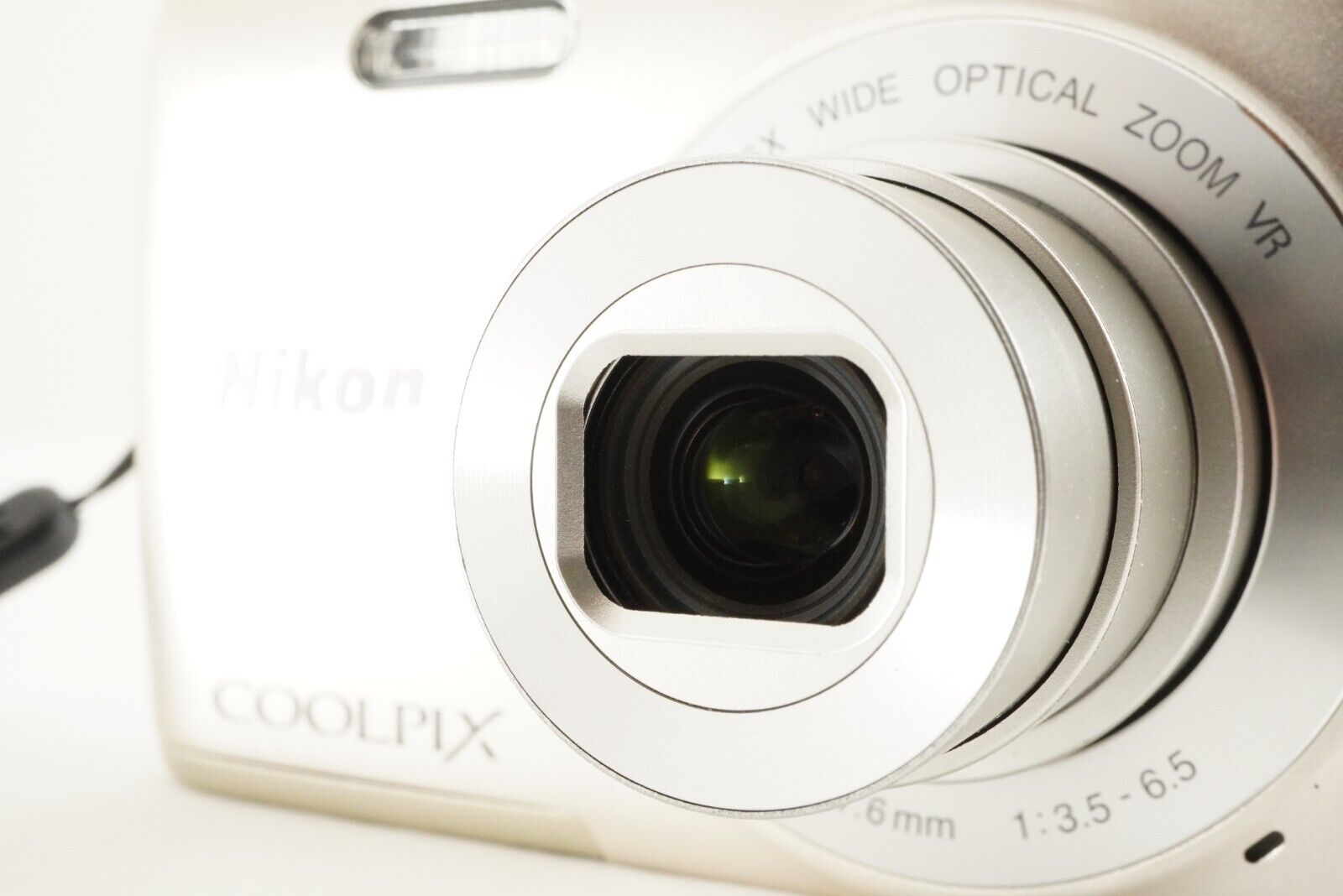 【外観極美品】Nikon COOLPIX S4400 シルバー オールドデジカメ 外観極美品】Nikon COOLPIX S4400 シルバー オールドデジカメ 【公式通販】