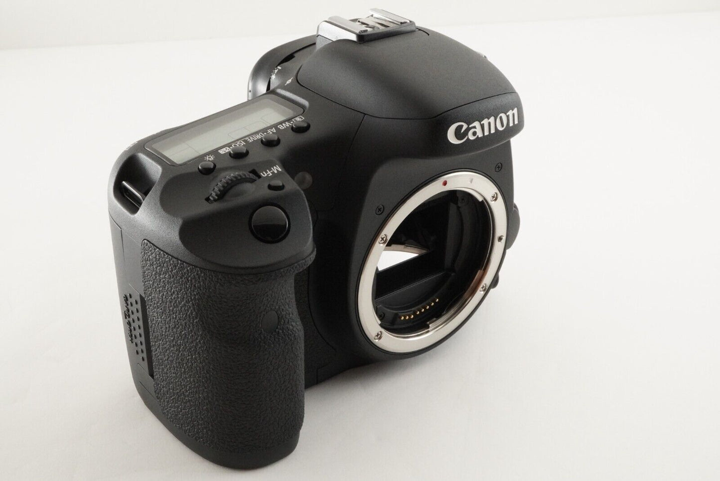 [Shutter Count:Less than 2,000] Canon EOS 7D DSLR Camera from Japan #9258