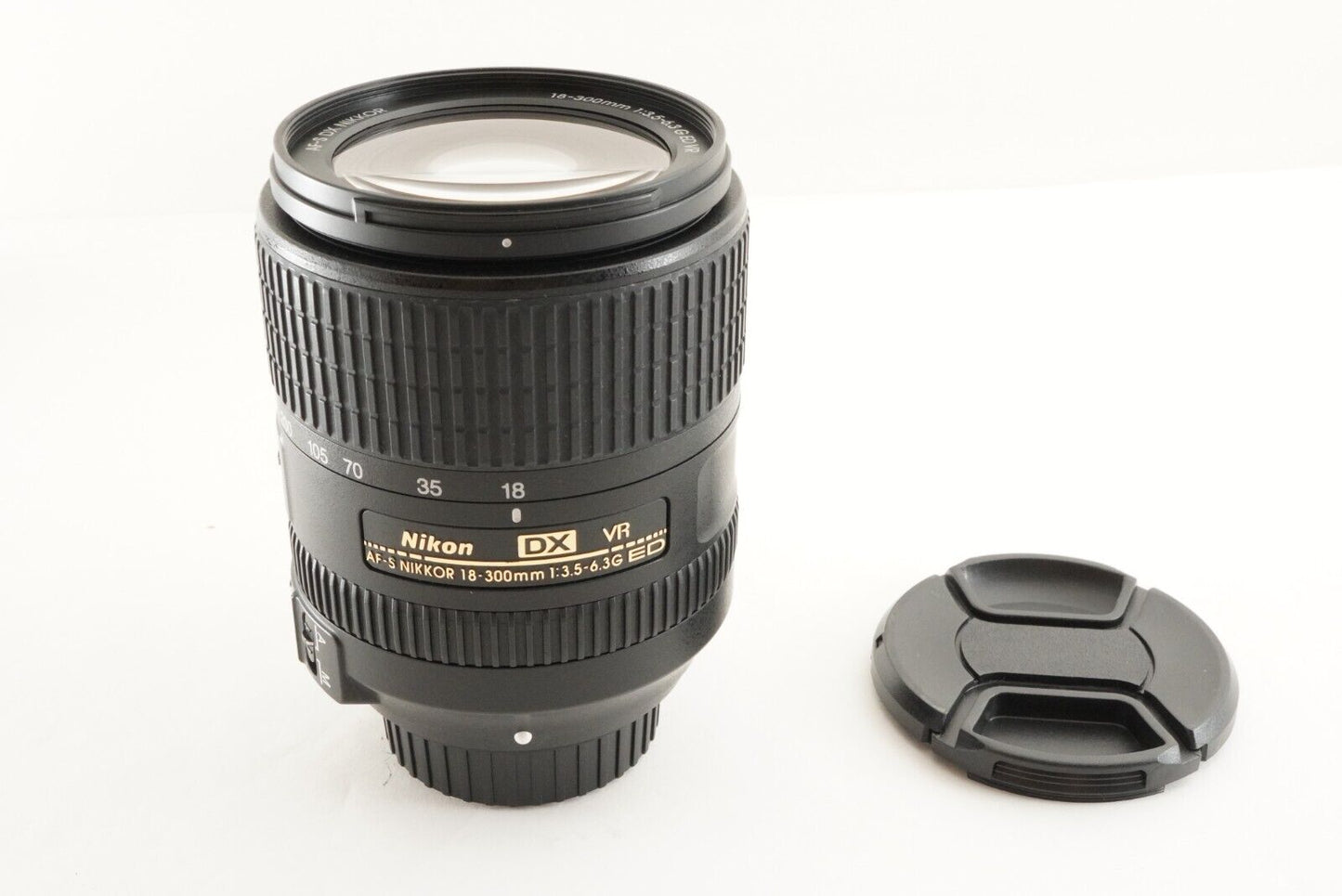 Nikon AF-S DX NIKKOR 18-300mm F3.5-6.3G ED VR AF ZOOM Lens from Japan #1115