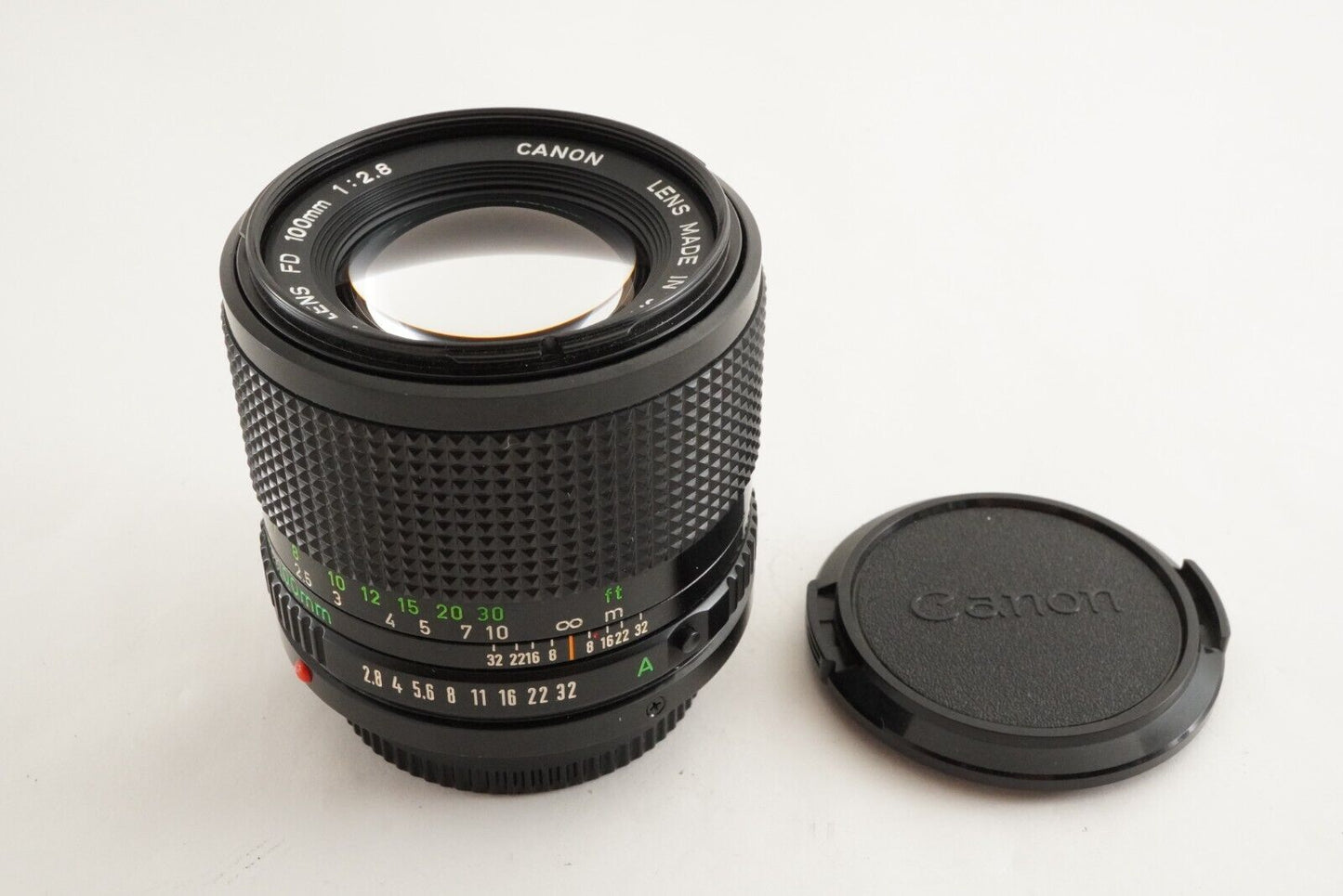 Canon NEW FD 100mm F2.8 MF Telephoto Lens from Japan #9805