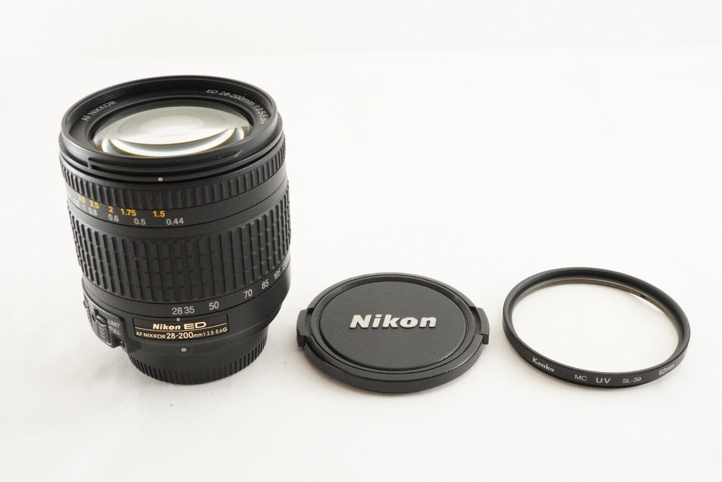 Nikon AF NIKKOR ED 28-200mm F3.5-5.6 G AF ZOOM Lens from Japan #9686