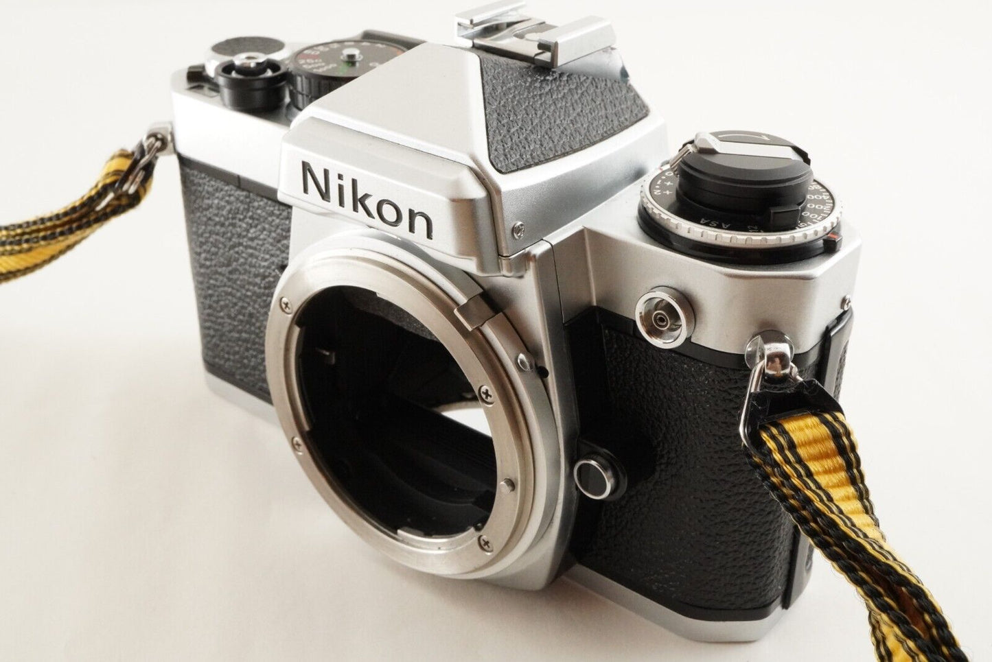 New Light Seals Nikon FE + Ai NIKKOR 50mm F1.4 SLR Film Camera from Japan #8871