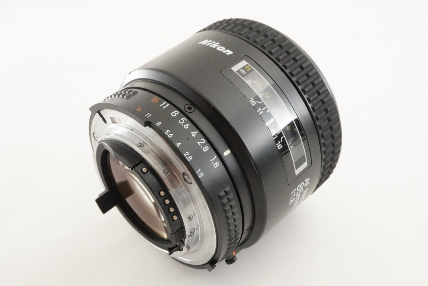 Nikon AF NIKKOR 85mm F1.8 AF Portrait Lens from Japan #1083