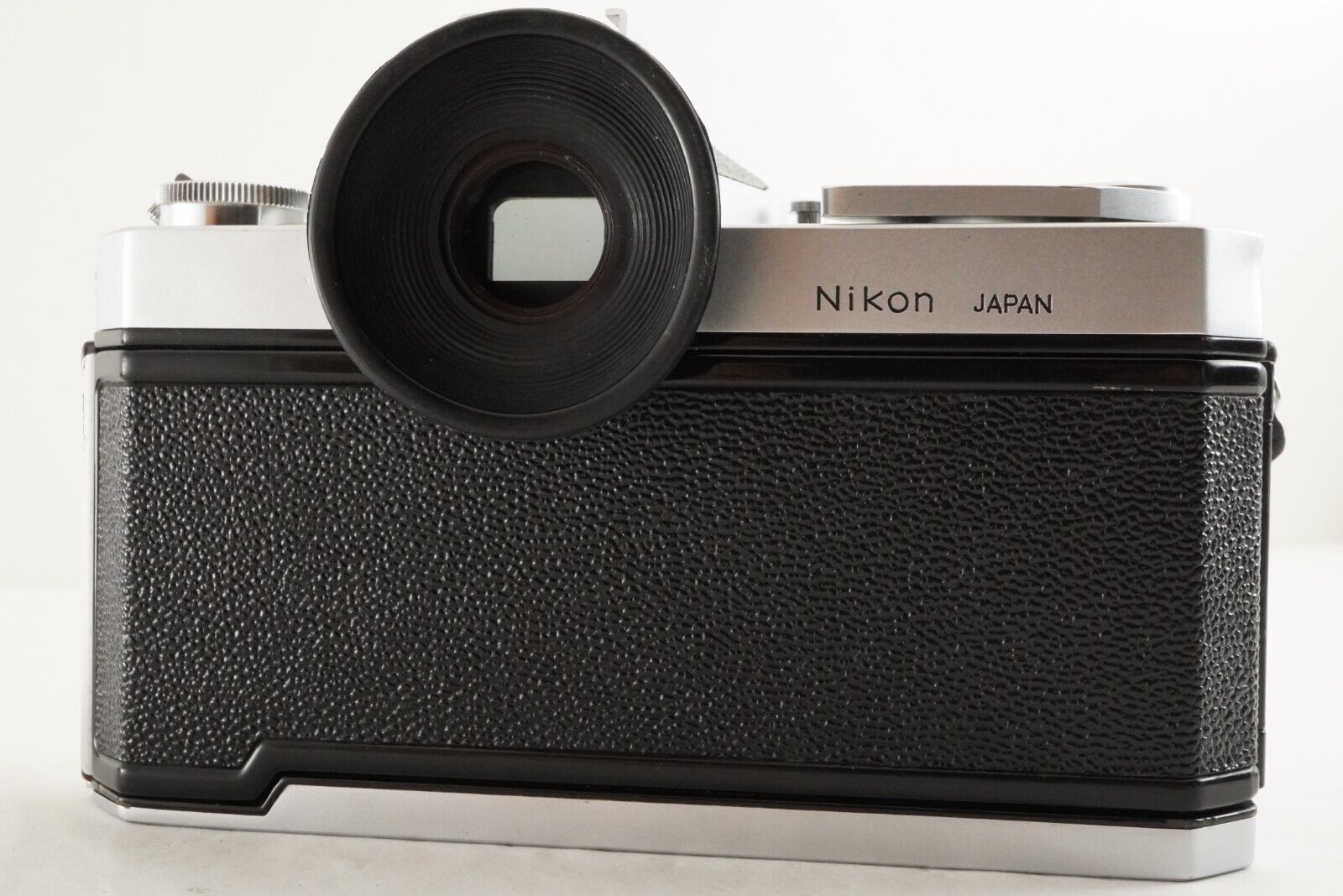 フィルムカメラ Nikon Nikomat FTN+28mm F3.5 NIKON Nikomat FTN ¥9,800（中古 フィルムカメラ 35mm 一眼レフ