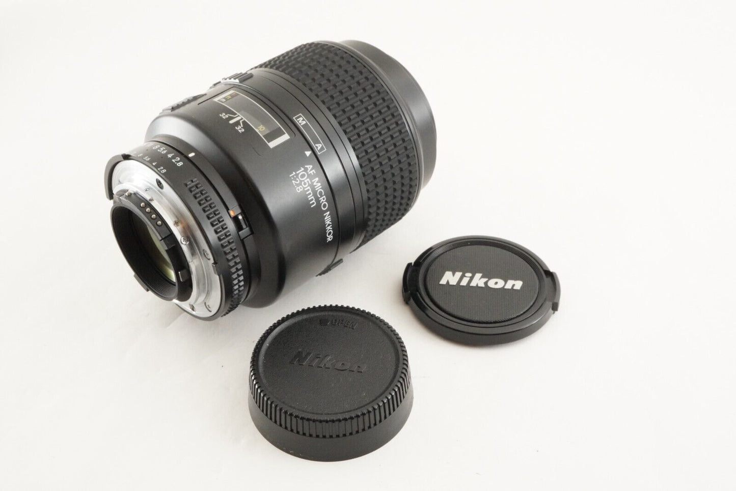 Nikon AF MICRO NIKKOR 105mm F2.8 AF MACRO Lens from Japan #1604