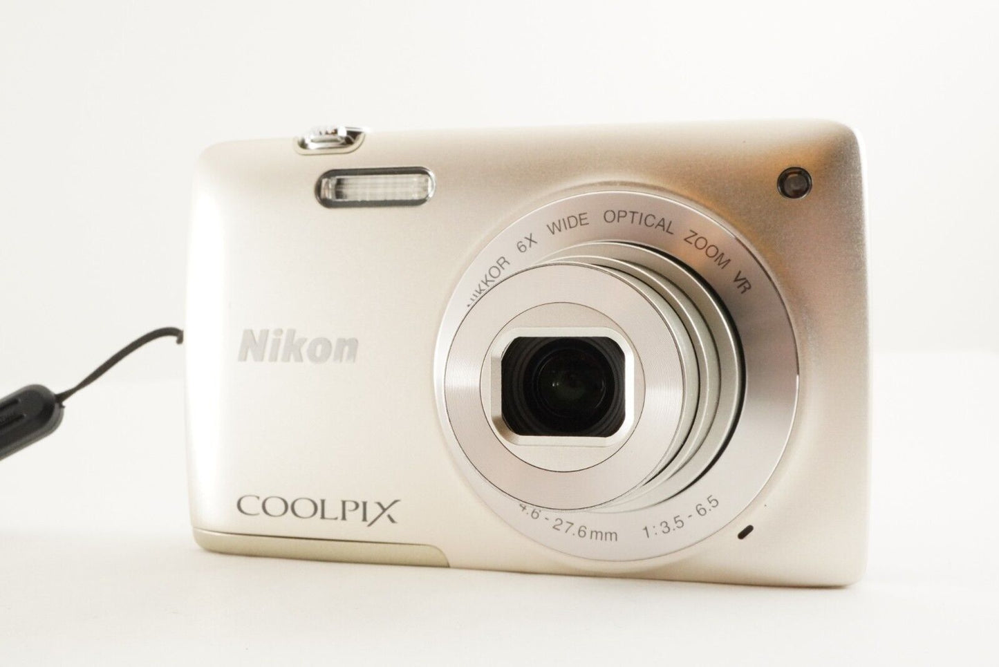 Nikon COOLPIX S4400 Silver In Box &4GB SDHC Card Digital Camera from Japan #1494