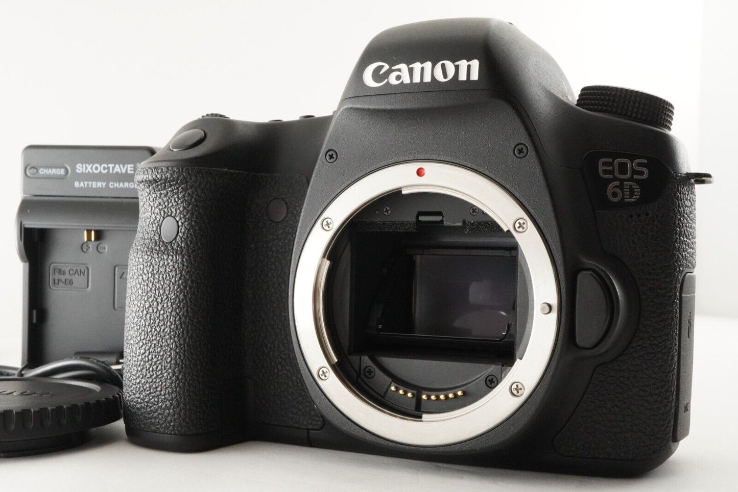 [Shutter Count: 12,600] Canon EOS 6D DSLR Digital Camera from Japan #9721