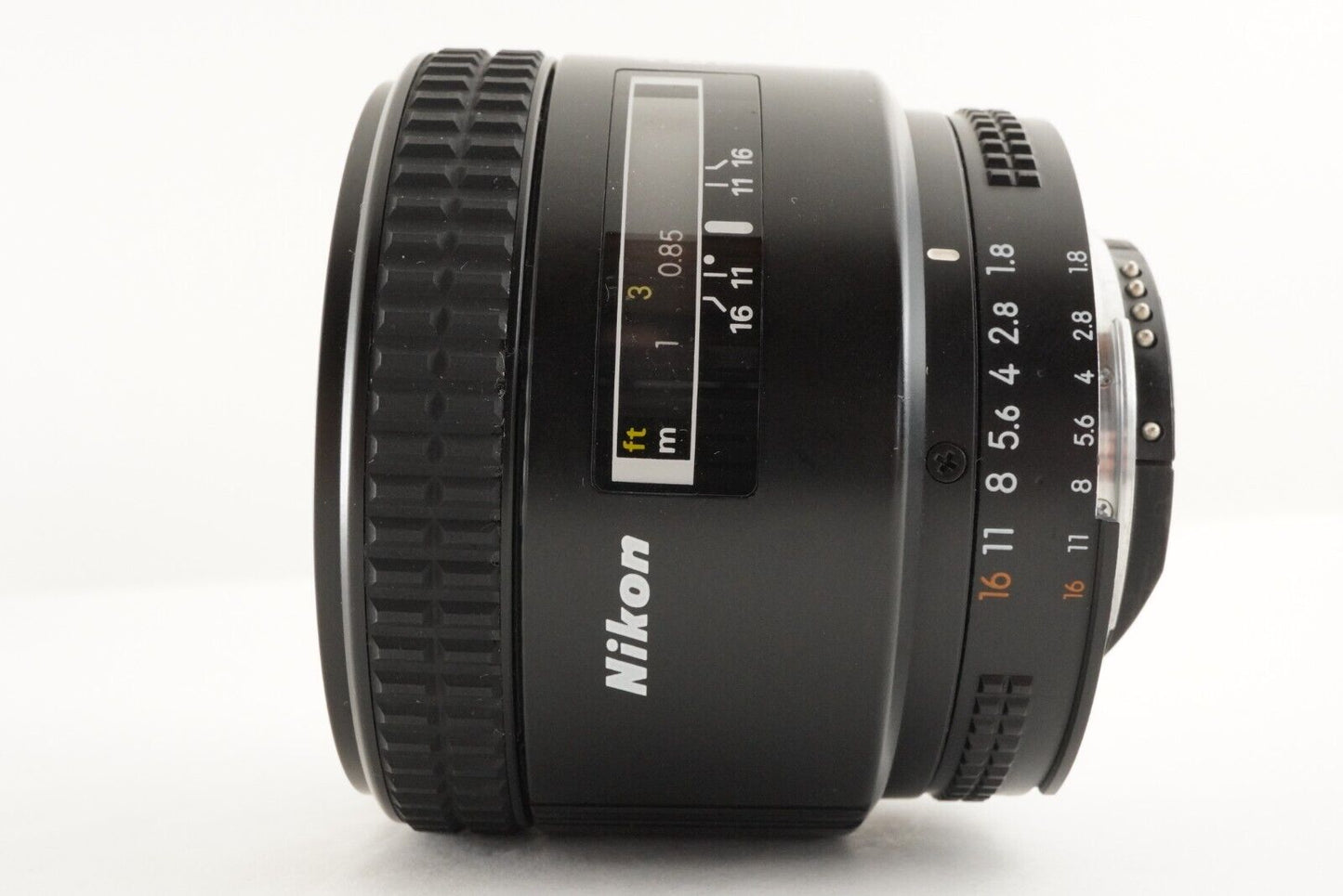 Nikon AF NIKKOR 85mm F1.8 AF Portrait Lens from Japan #1083