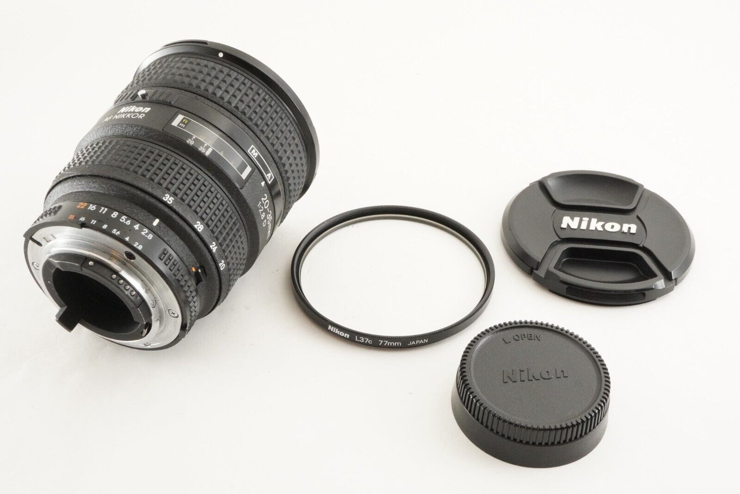 Nikon AF NIKKOR 20-35mm F2.8 D AF ZOOM Lens from Japan #1507