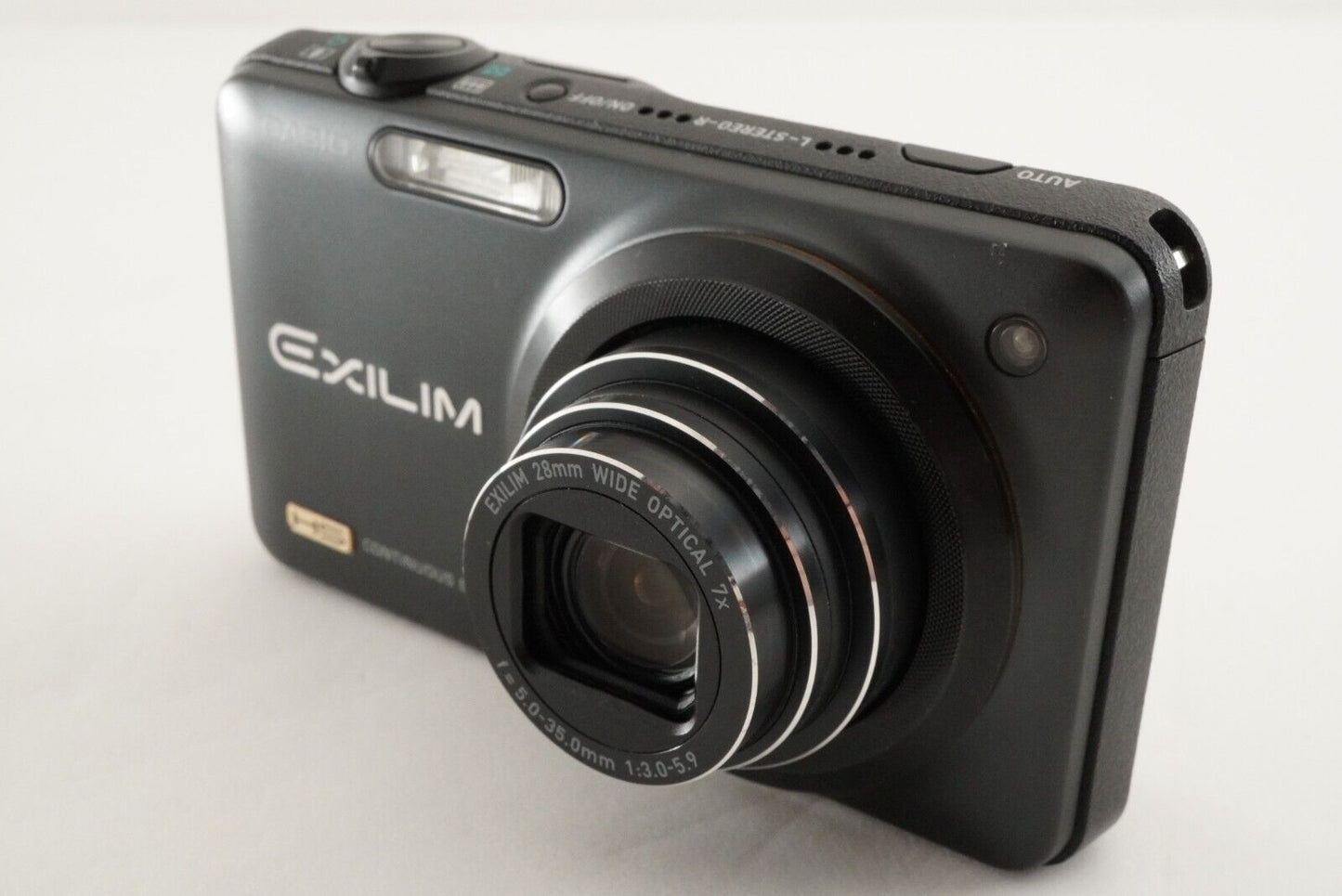 CASIO EXILIM EX-ZR10 Black With 4GB SDHC Card Digital Camera from Japan #9199